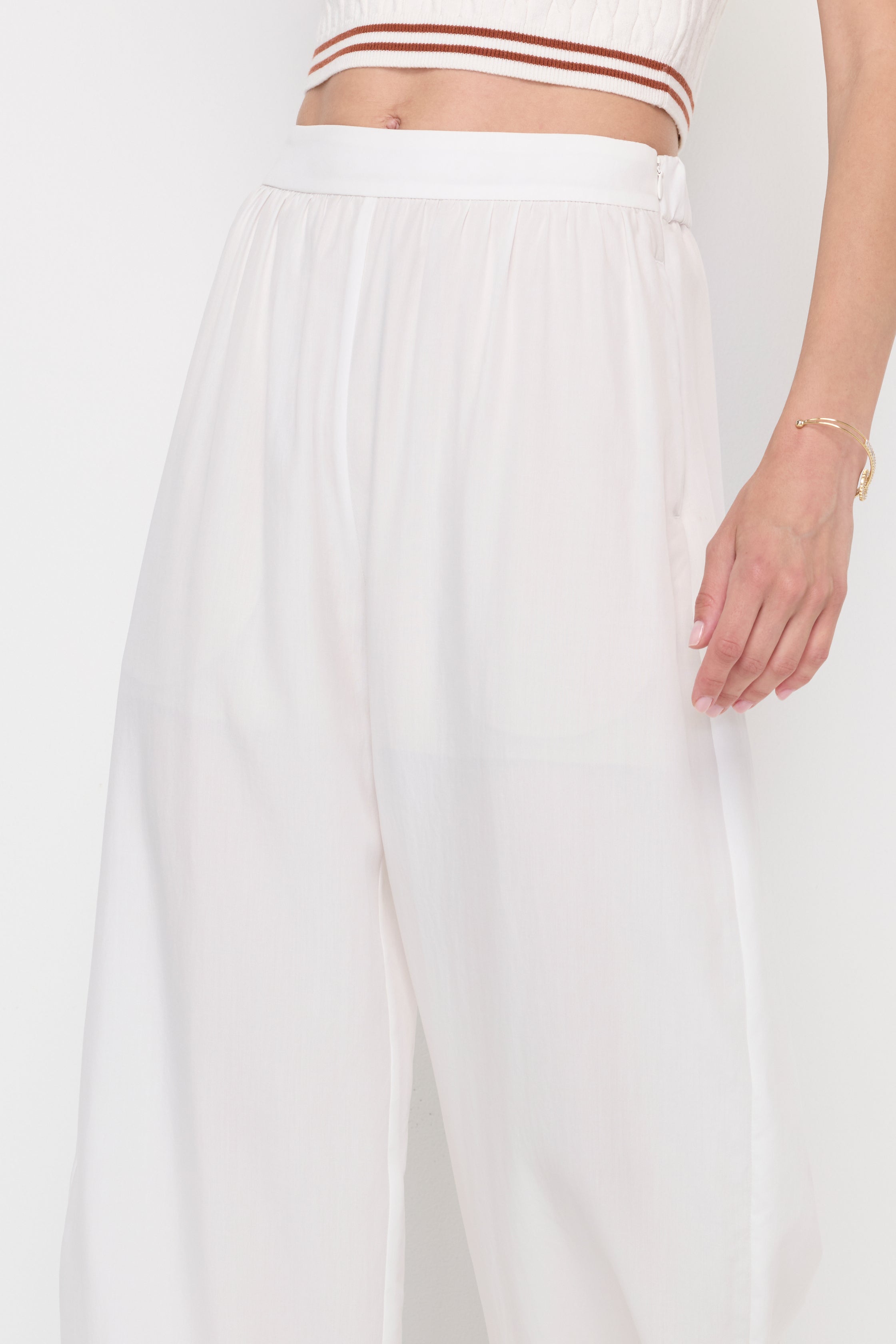IVORY AIRFLOW RELAXED TROUSERS