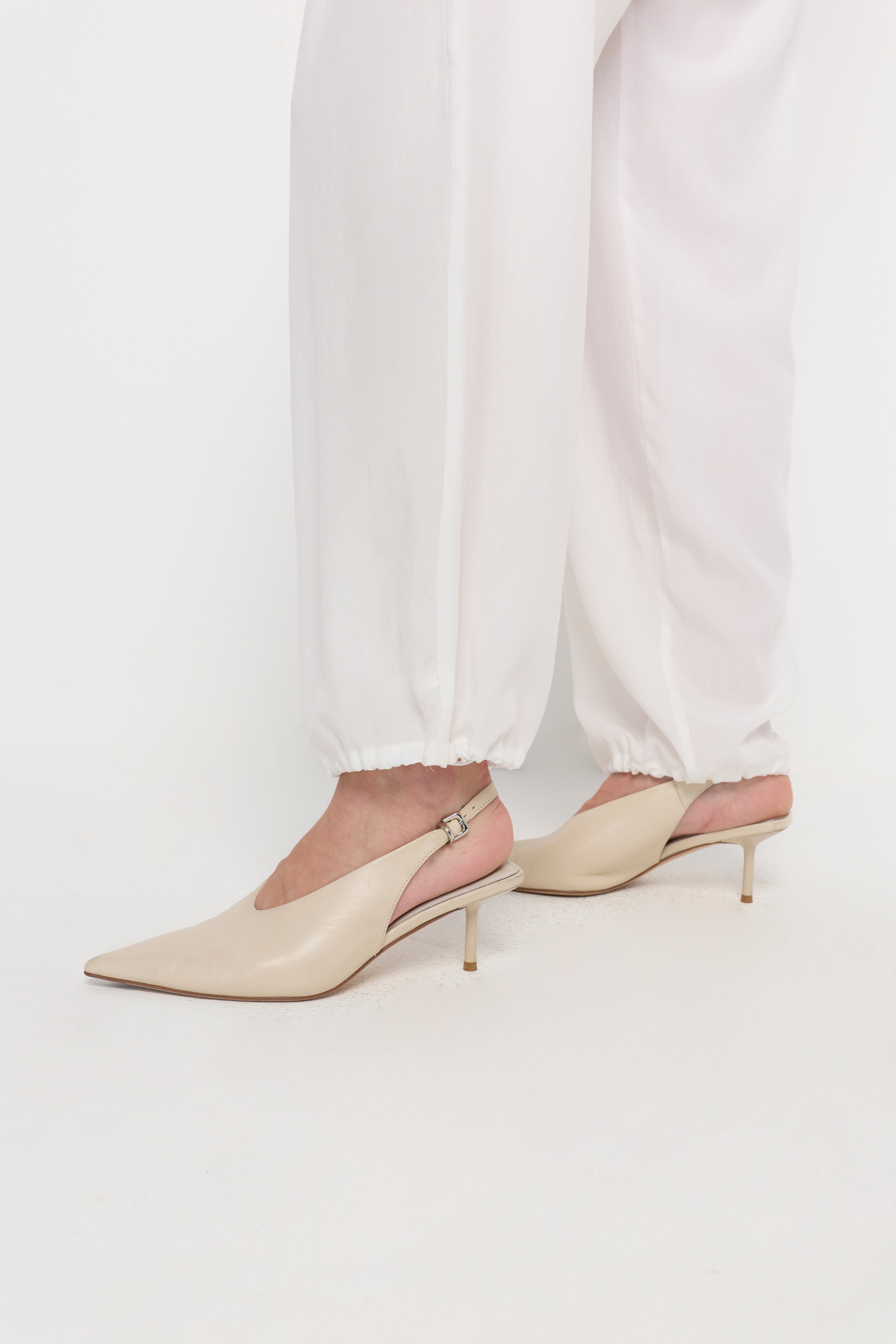 IVORY AIRFLOW RELAXED TROUSERS