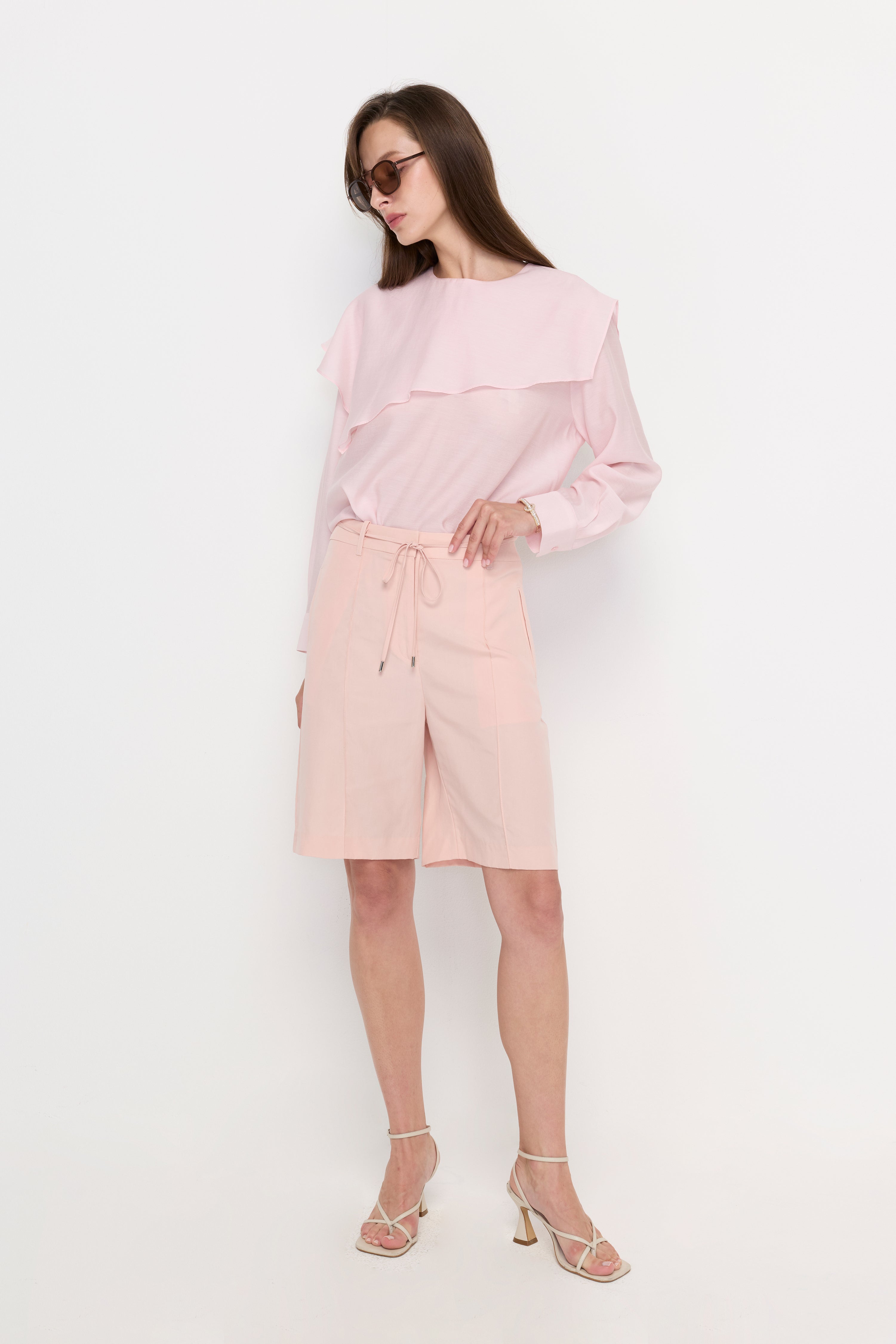 BLUSH EASE TAILORED SHORTS