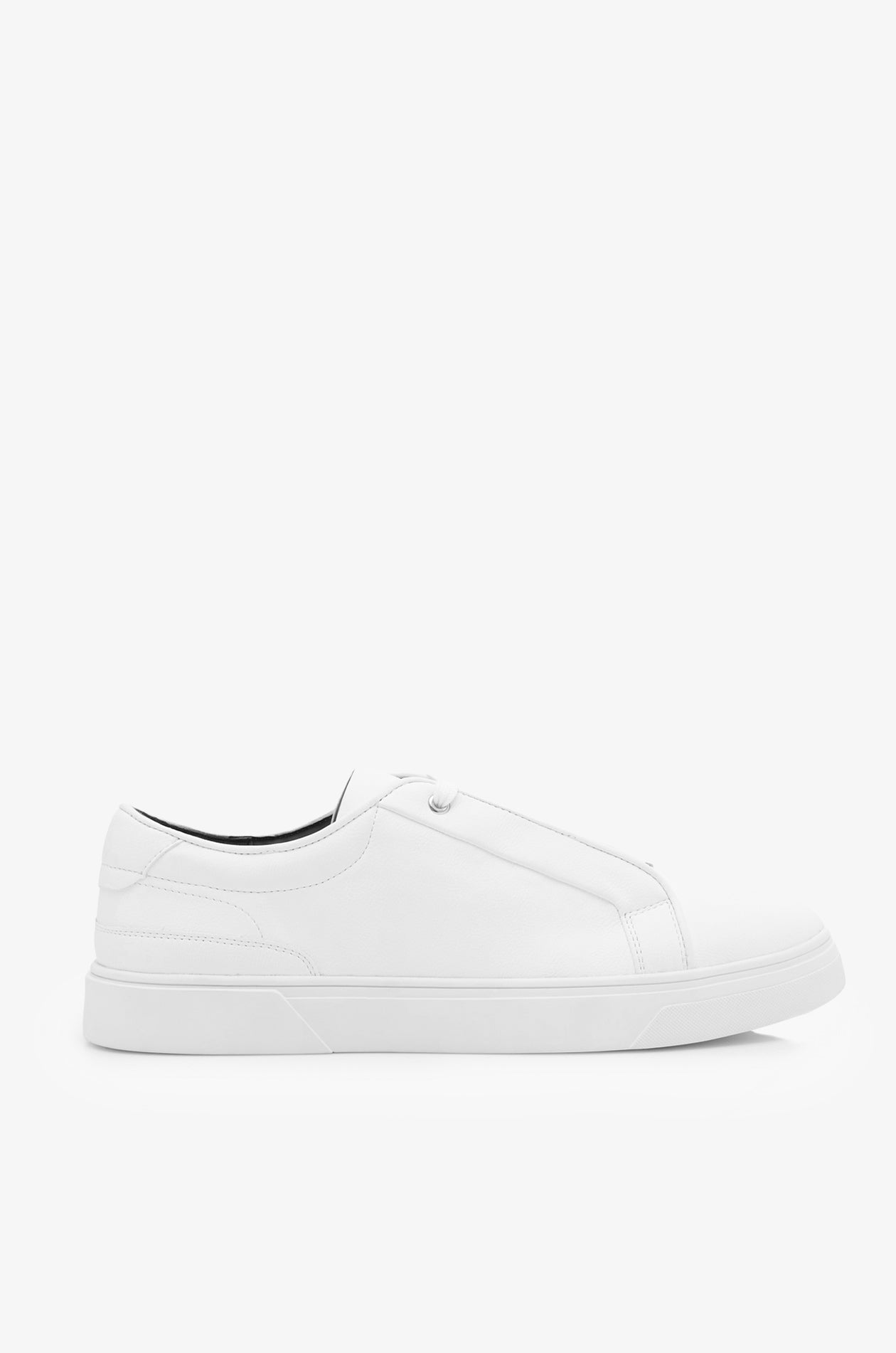 GRAINED SNEAKERS WITH MINIMAL LACES
