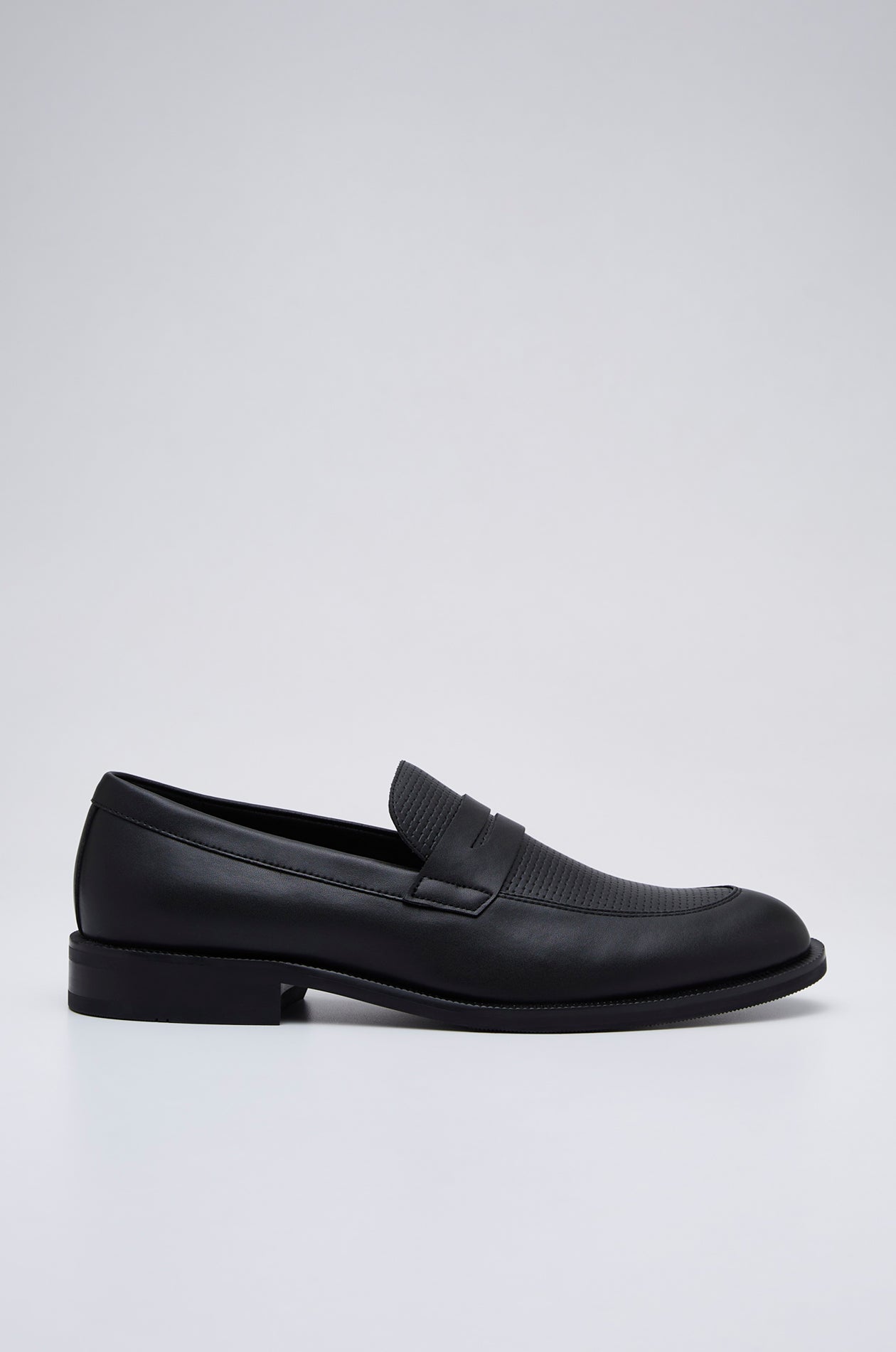 TEXTURED LEATHER PENNY LOAFERS