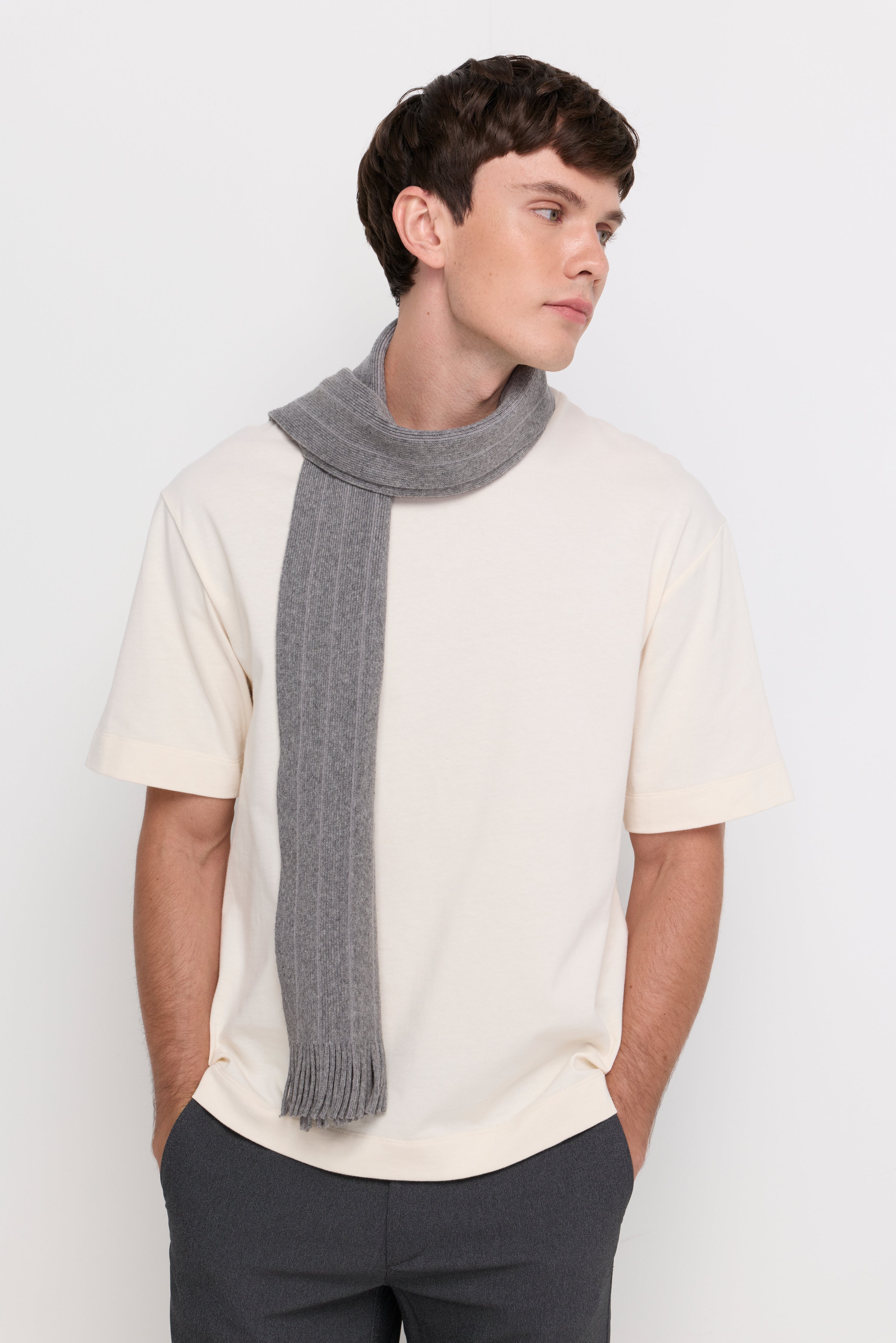 RIBBED KNIT SCARF