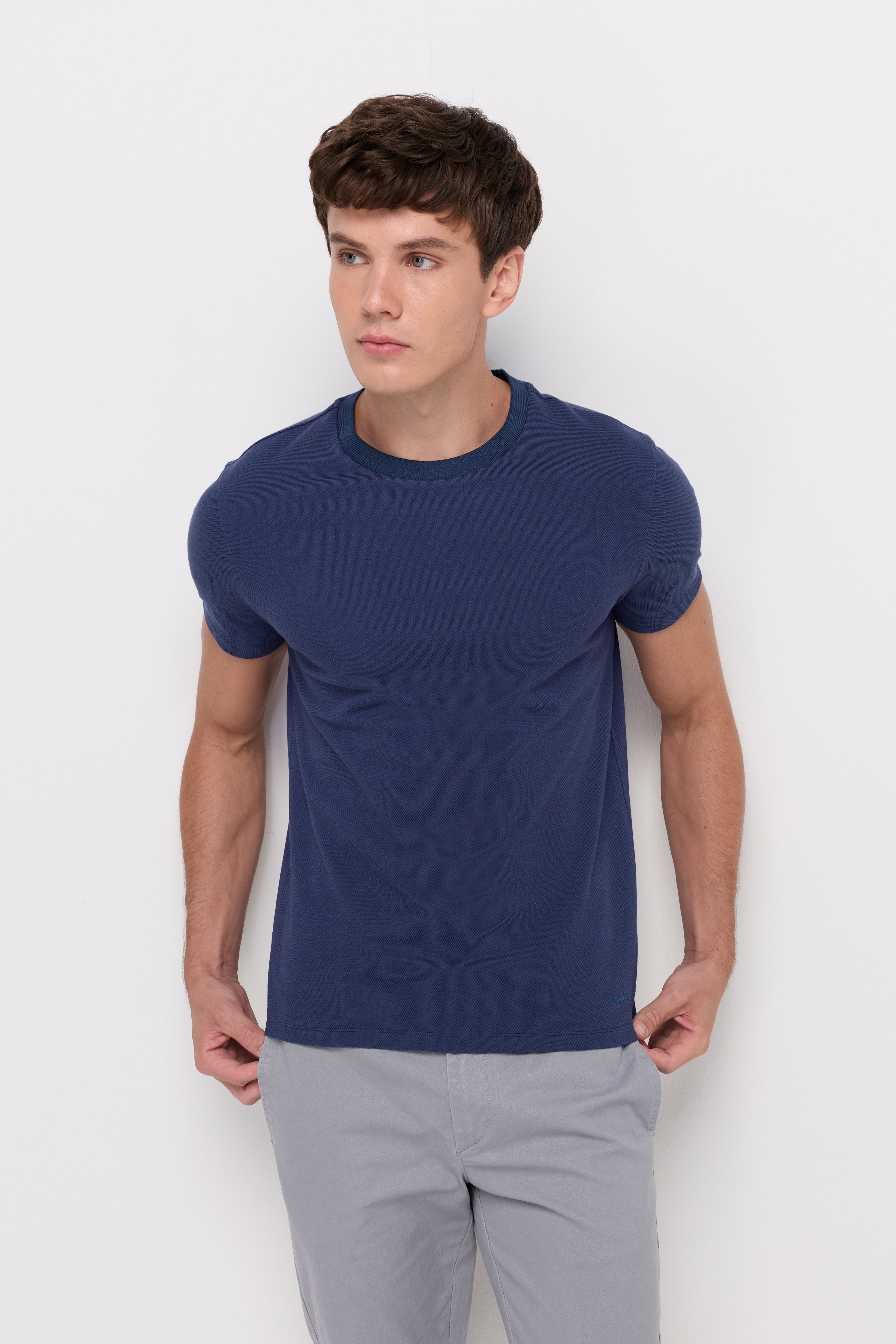 PIQUE SHORT SLEEVE ROUND NECK T-SHIRT