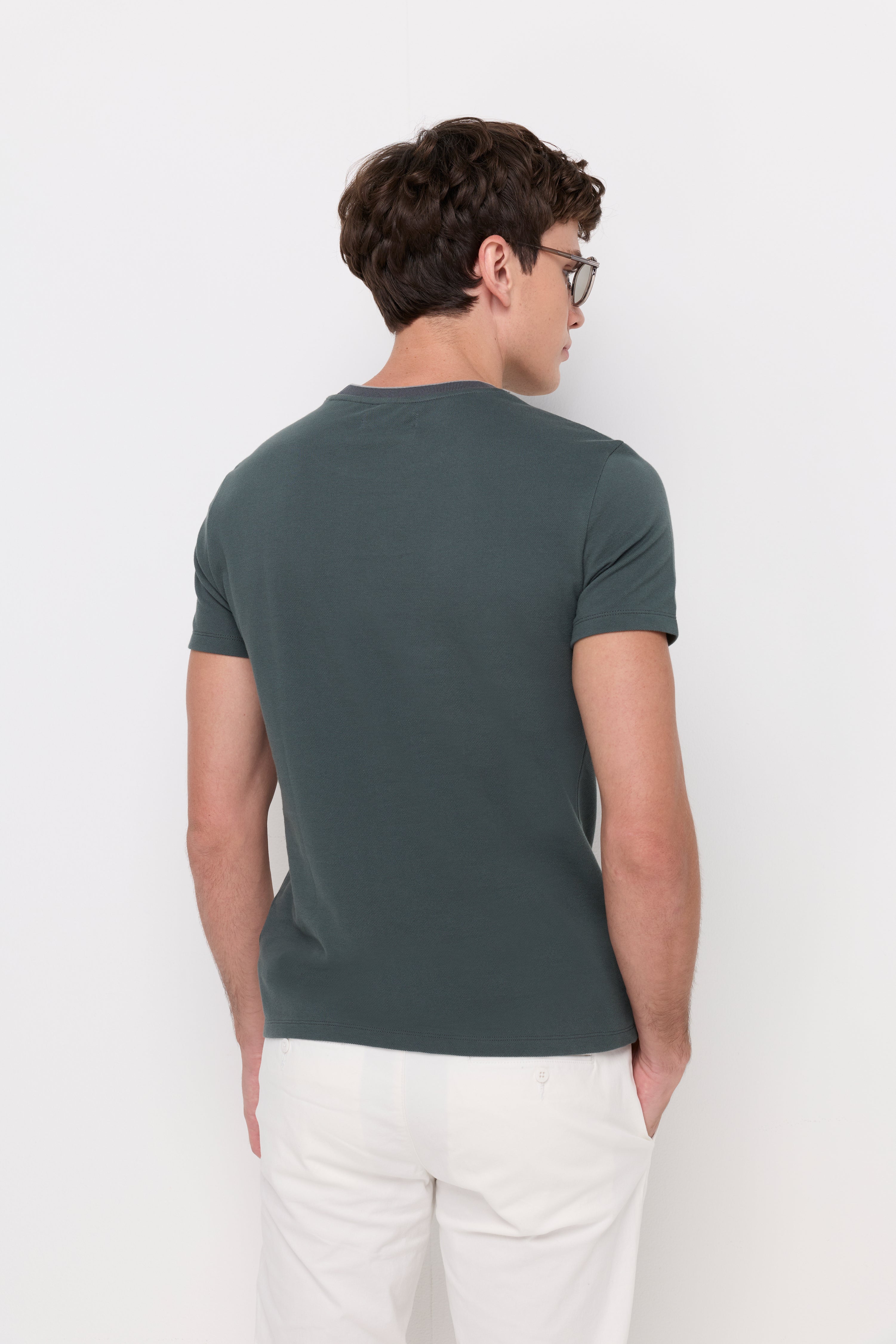 PIQUE SHORT SLEEVE ROUND NECK T-SHIRT