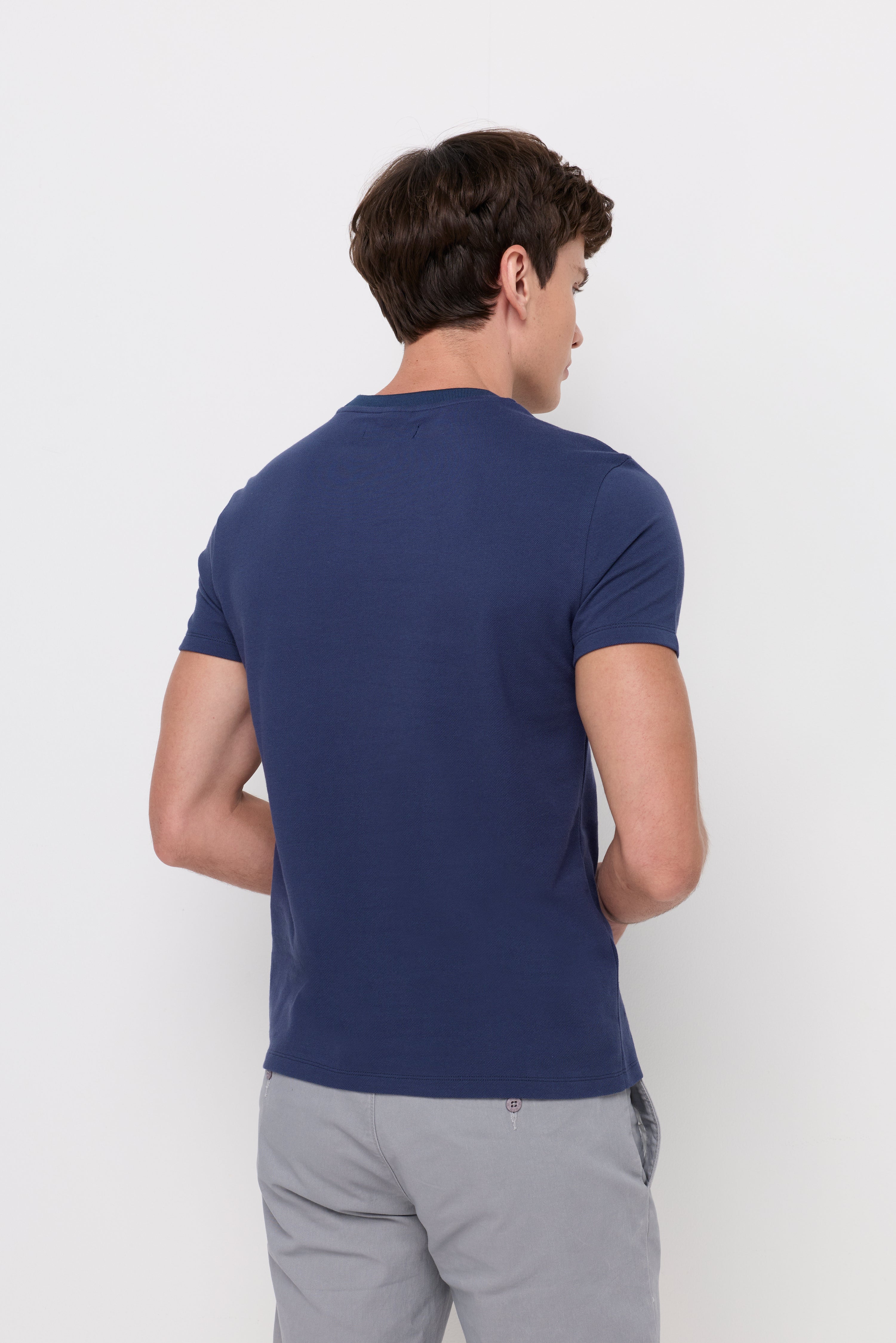 PIQUE SHORT SLEEVE ROUND NECK T-SHIRT