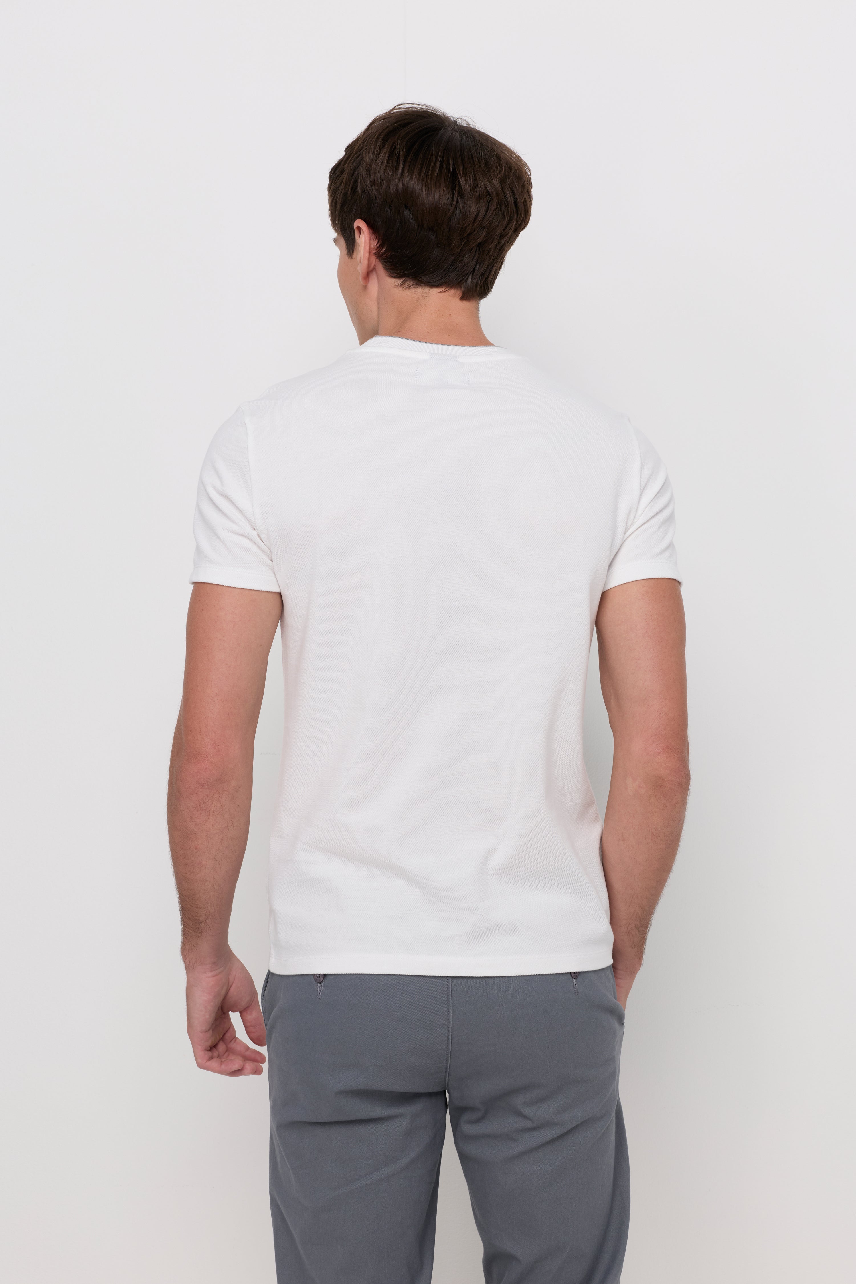 PIQUE SHORT SLEEVE ROUND NECK T-SHIRT