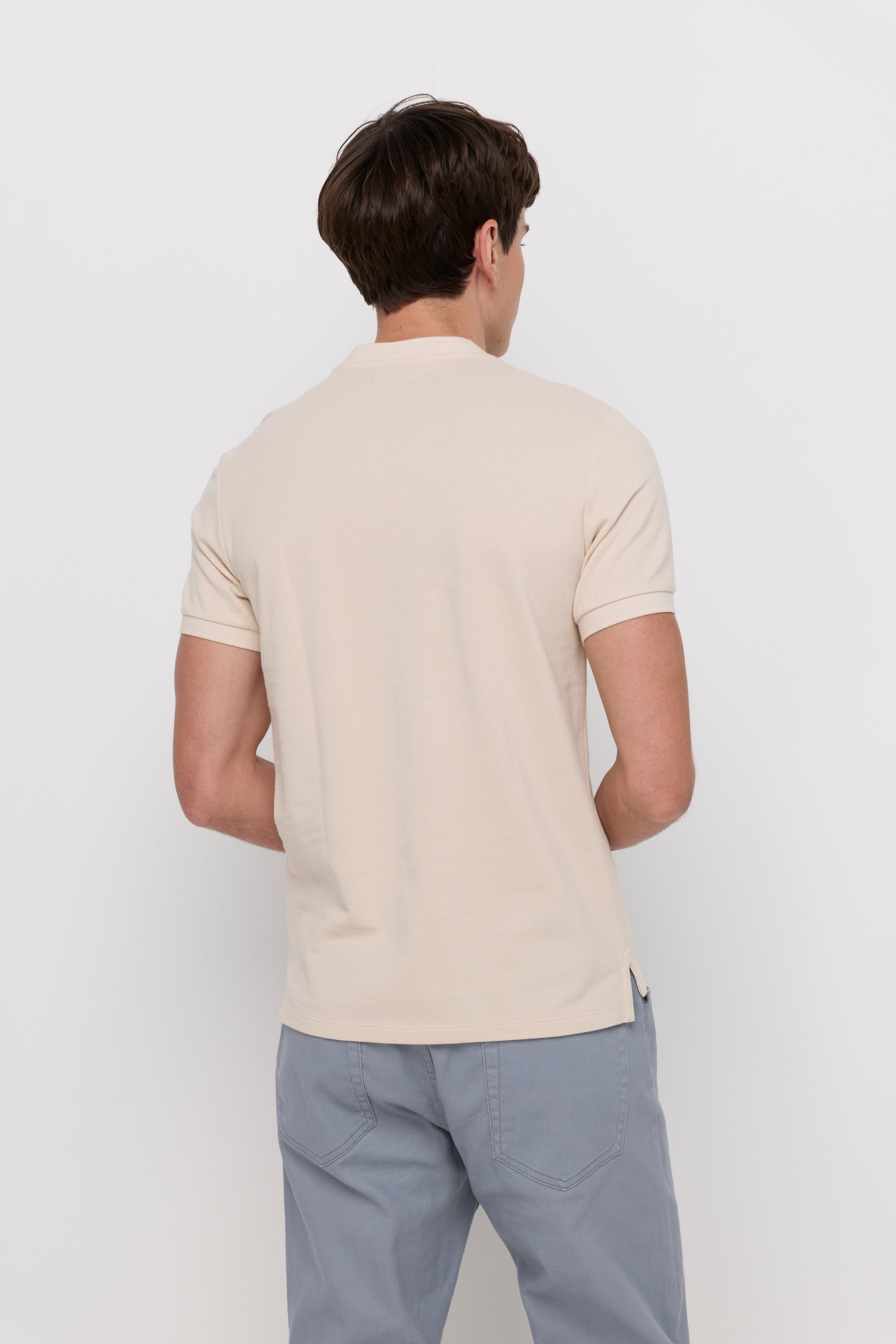 TEXTURED HENLEY KNIT T-SHIRT