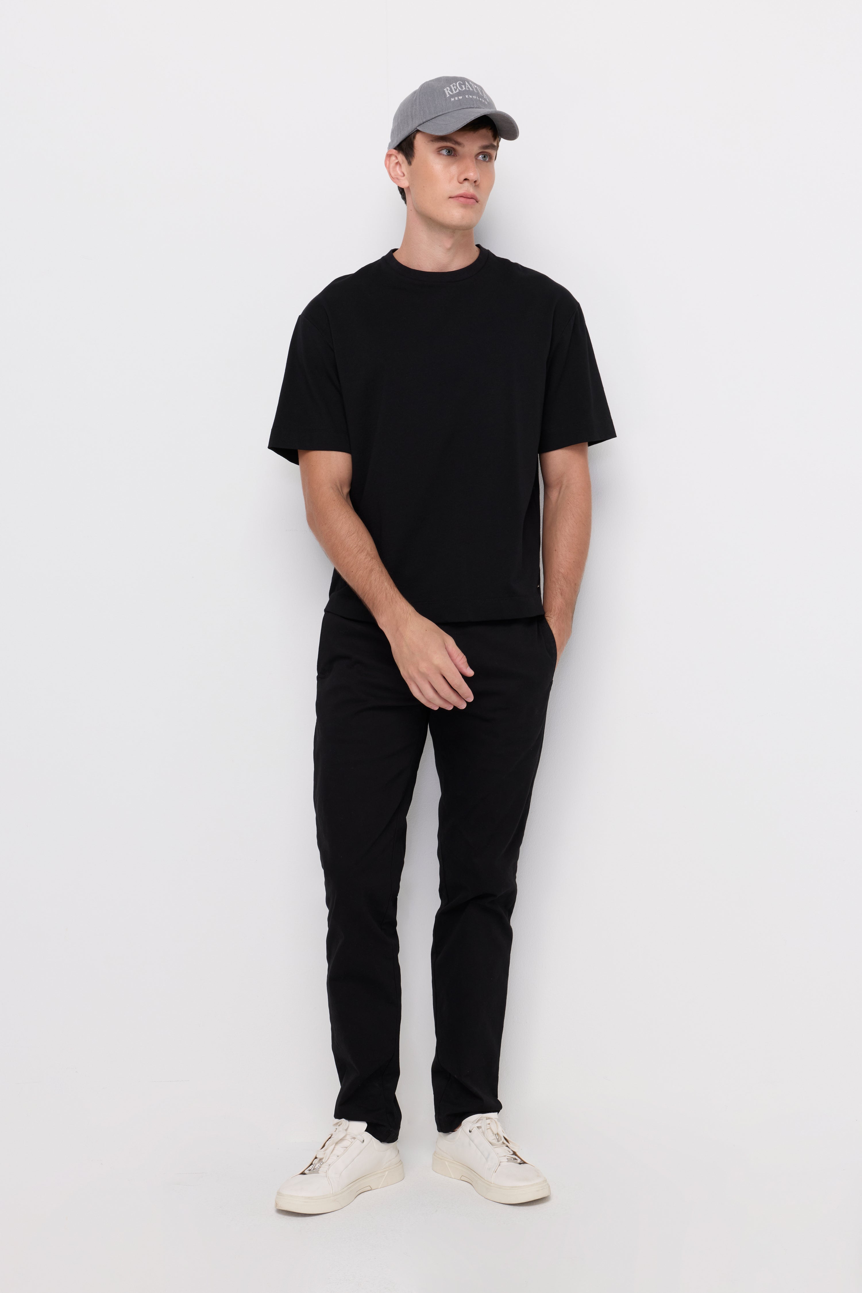 PREMIUM ESSENTIAL CREW NECK T-SHIRT