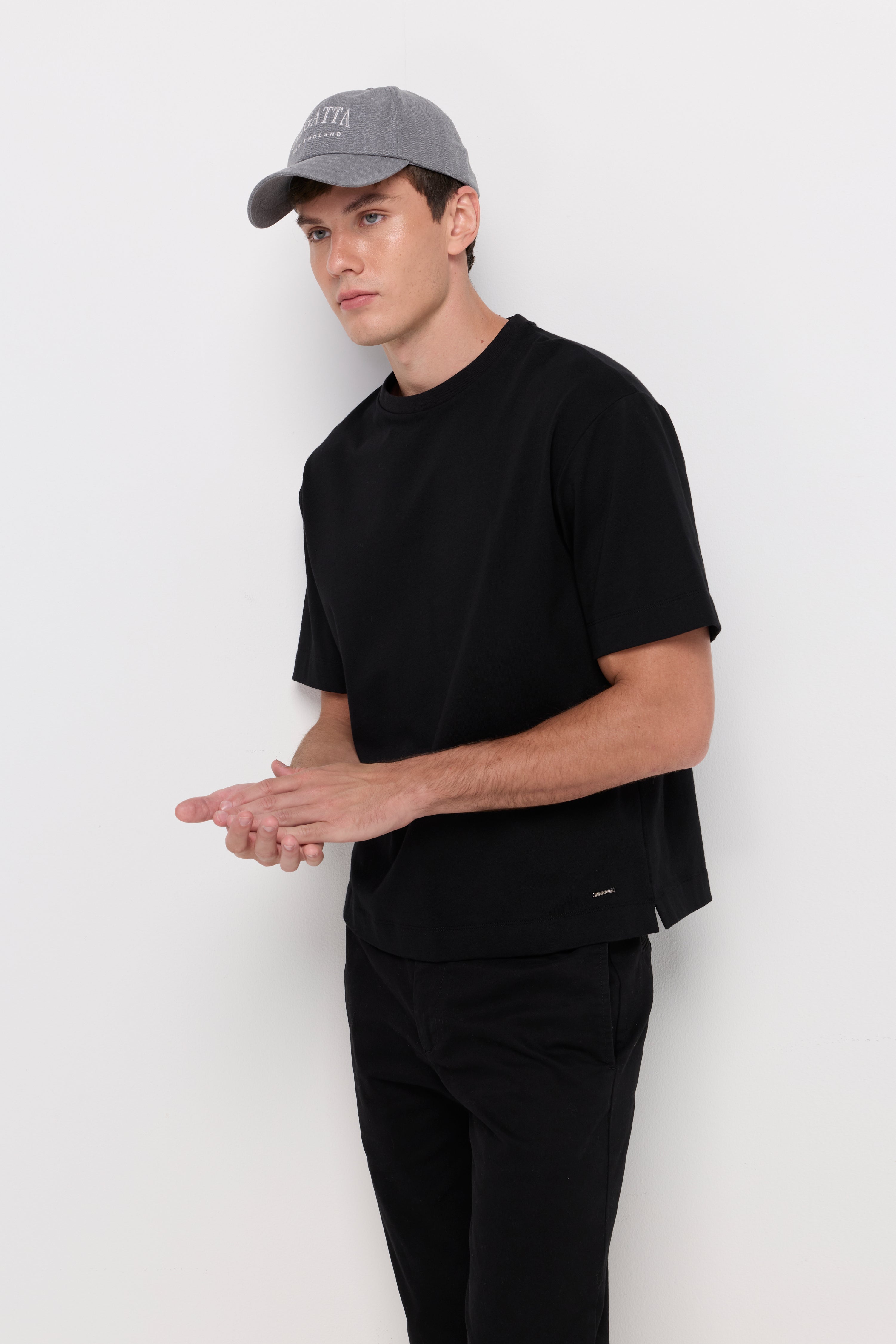 PREMIUM ESSENTIAL CREW NECK T-SHIRT
