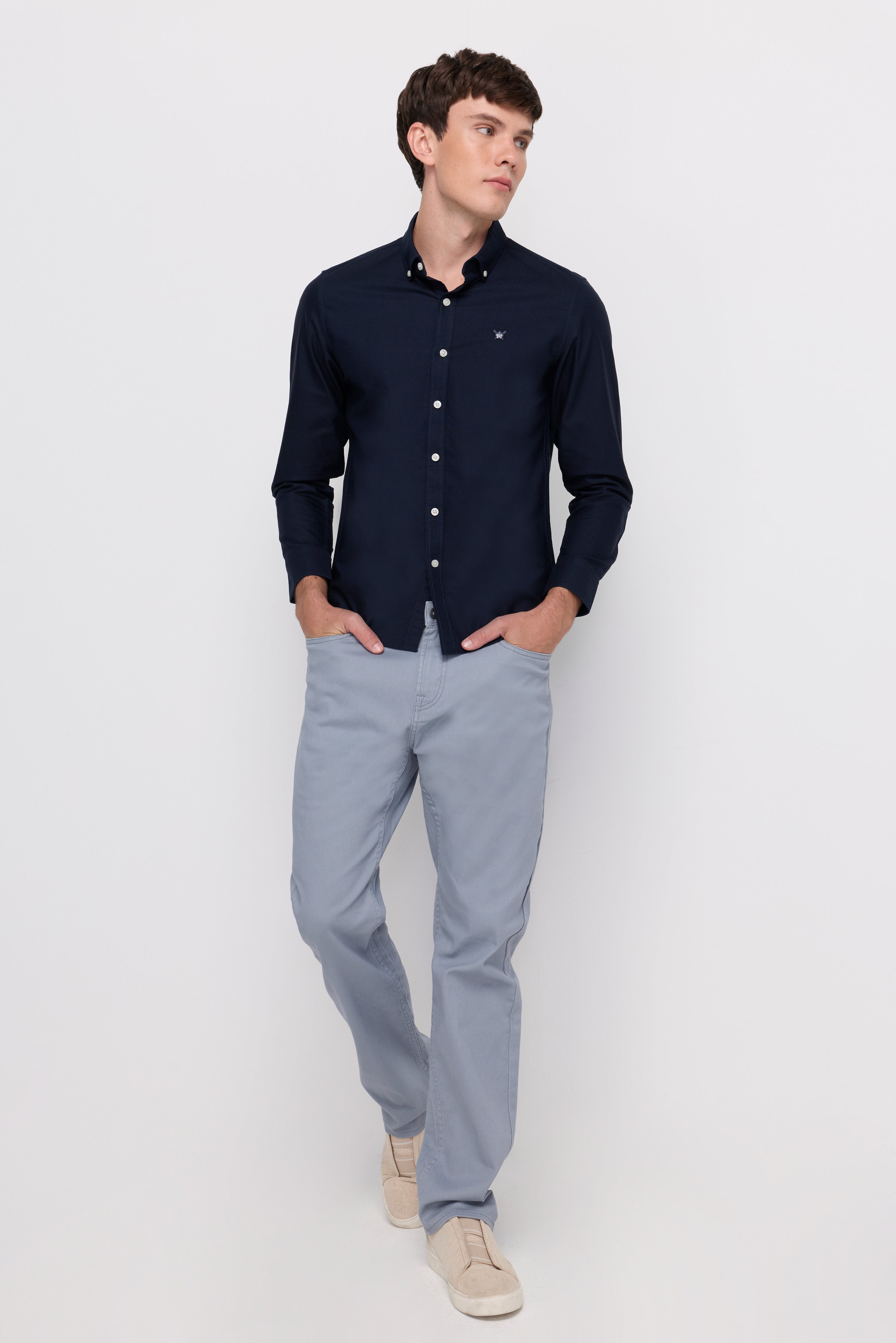 SIGNATURE OXFORD BUTTON-DOWN SHIRT