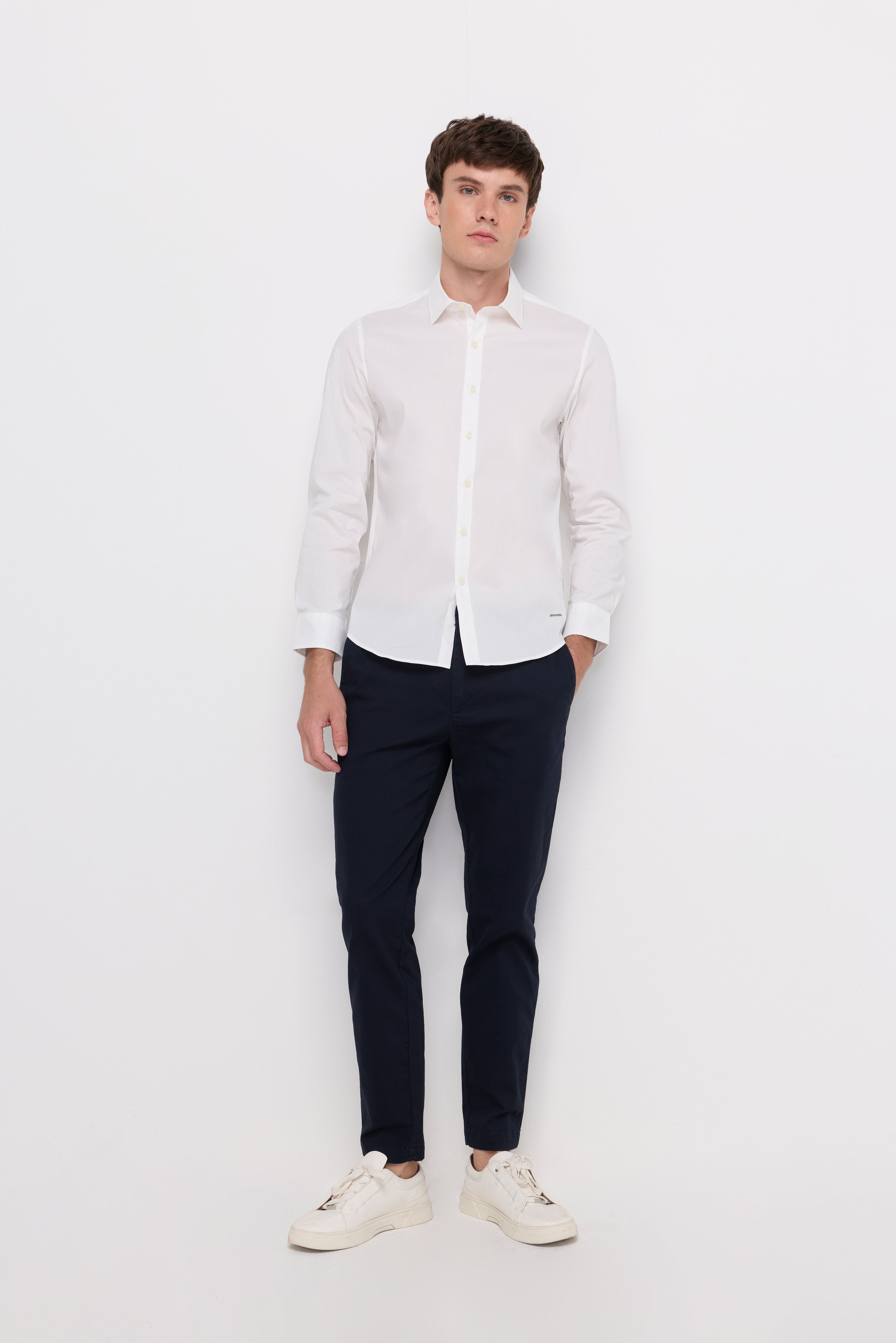 SIGNATURE LONG SLEEVE SHIRT