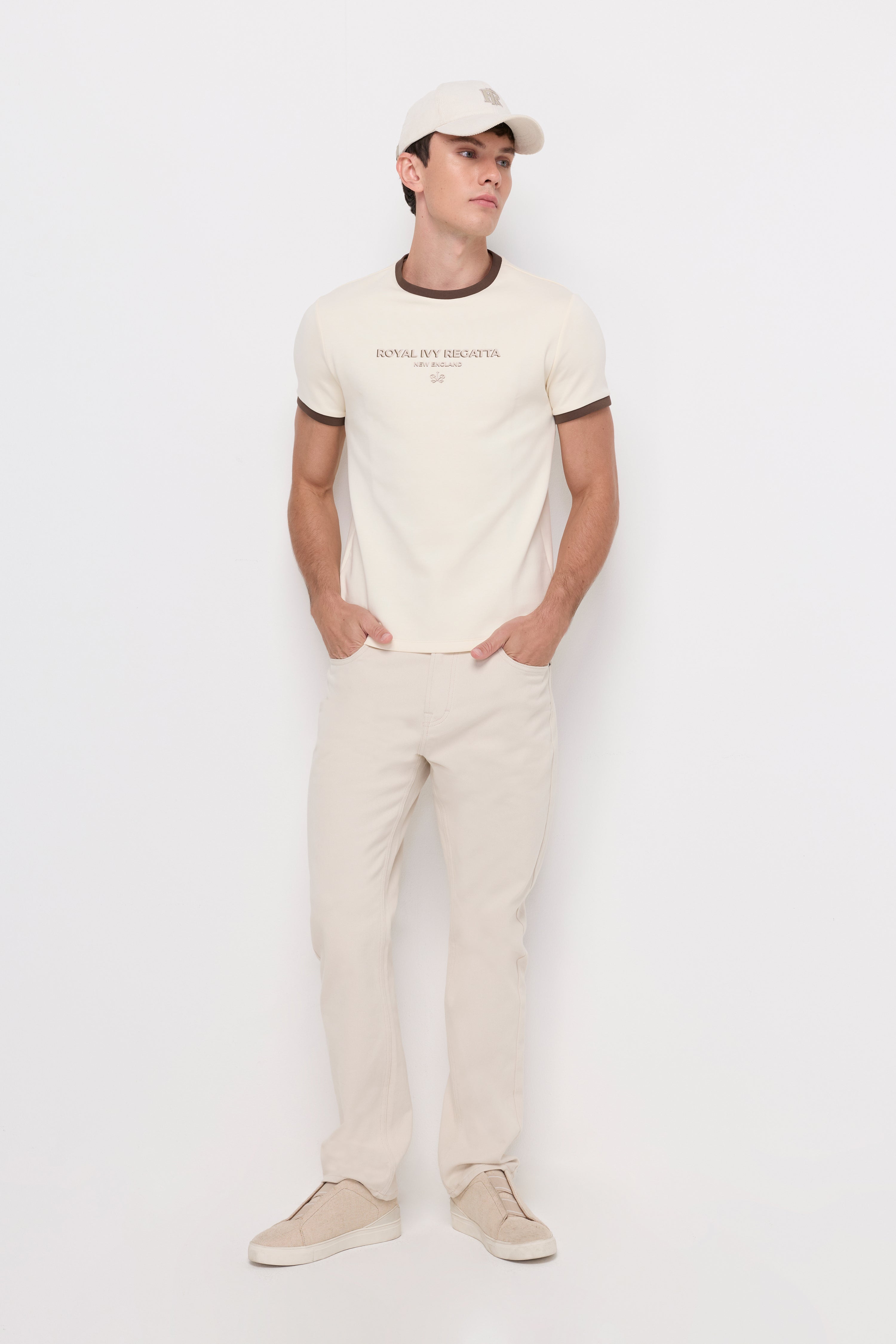CONTRAST COLLAR TEE