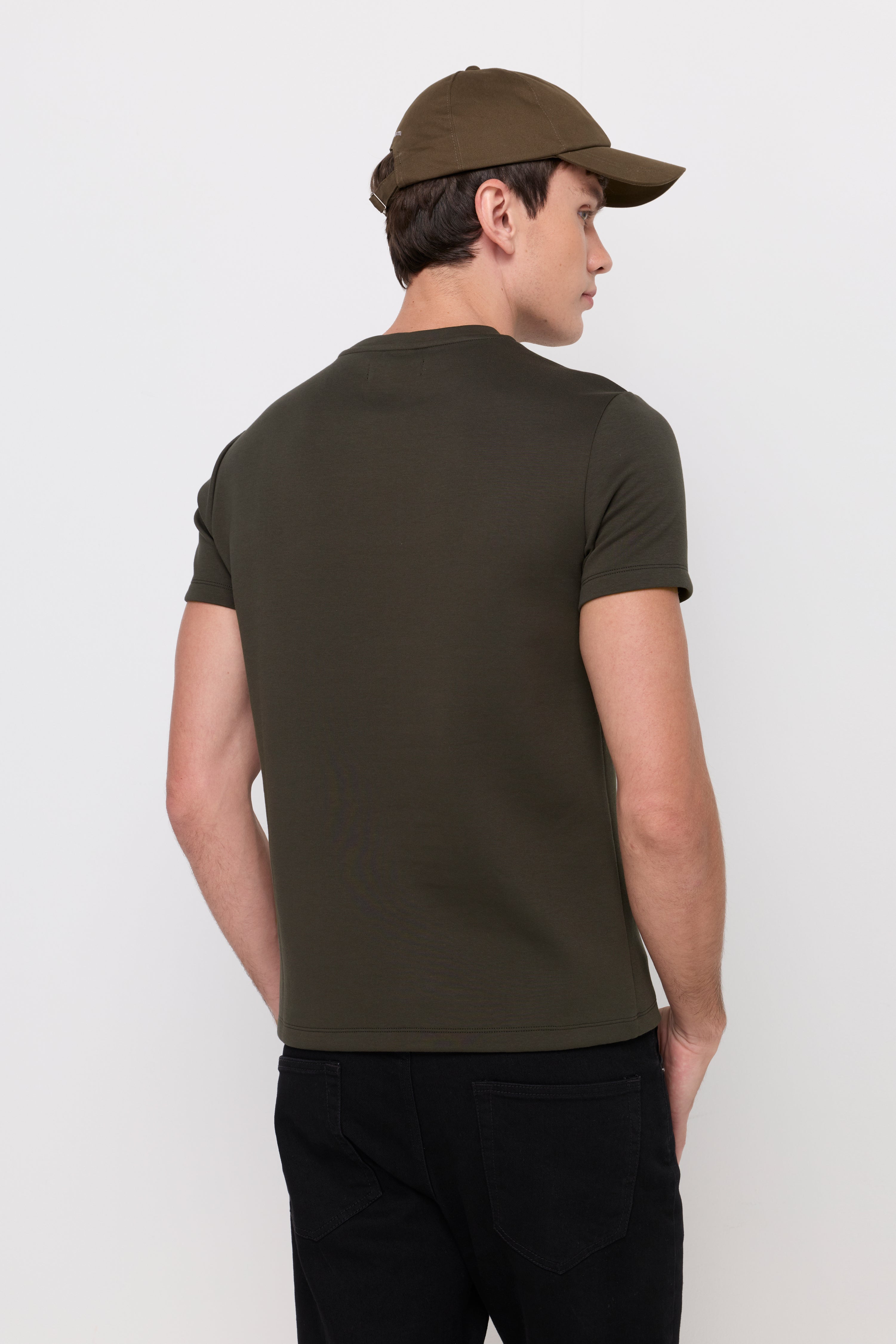 CLASSIC CREST T-SHIRT