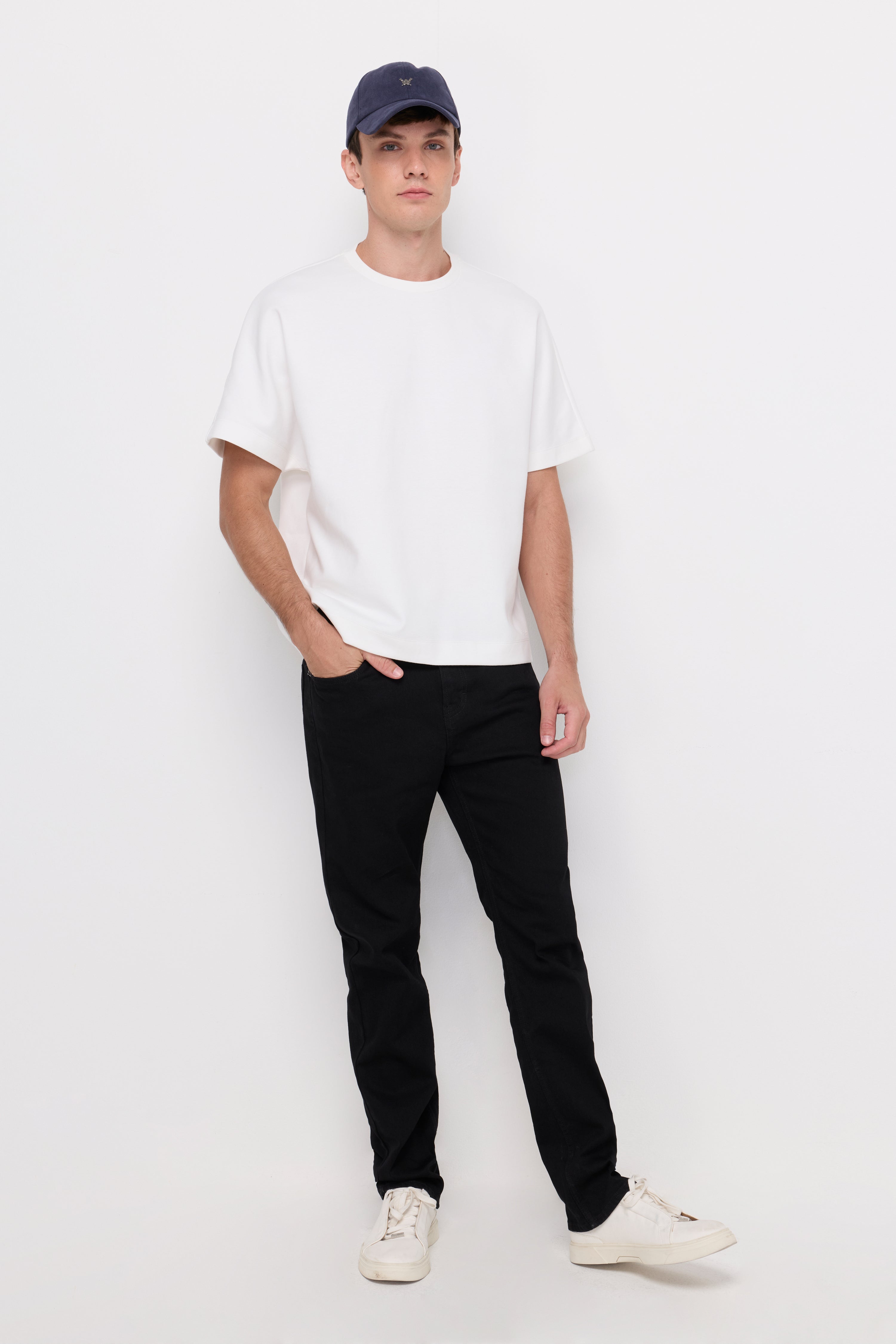 BLACK DENIM WASHED STRECH JEANS
