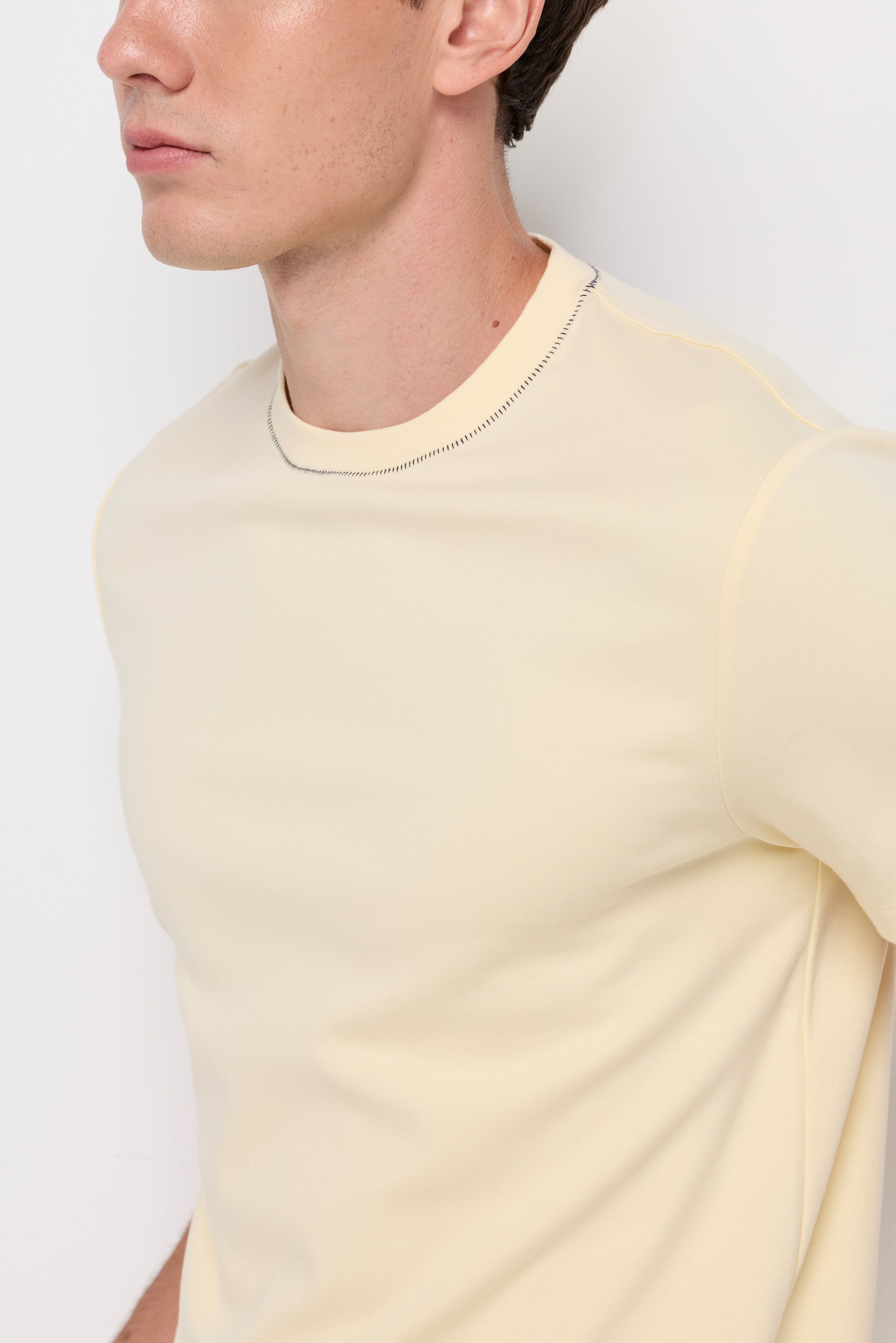 เสื้อถักแขนสั้นแต่งตะเข็บคอนทราสต์