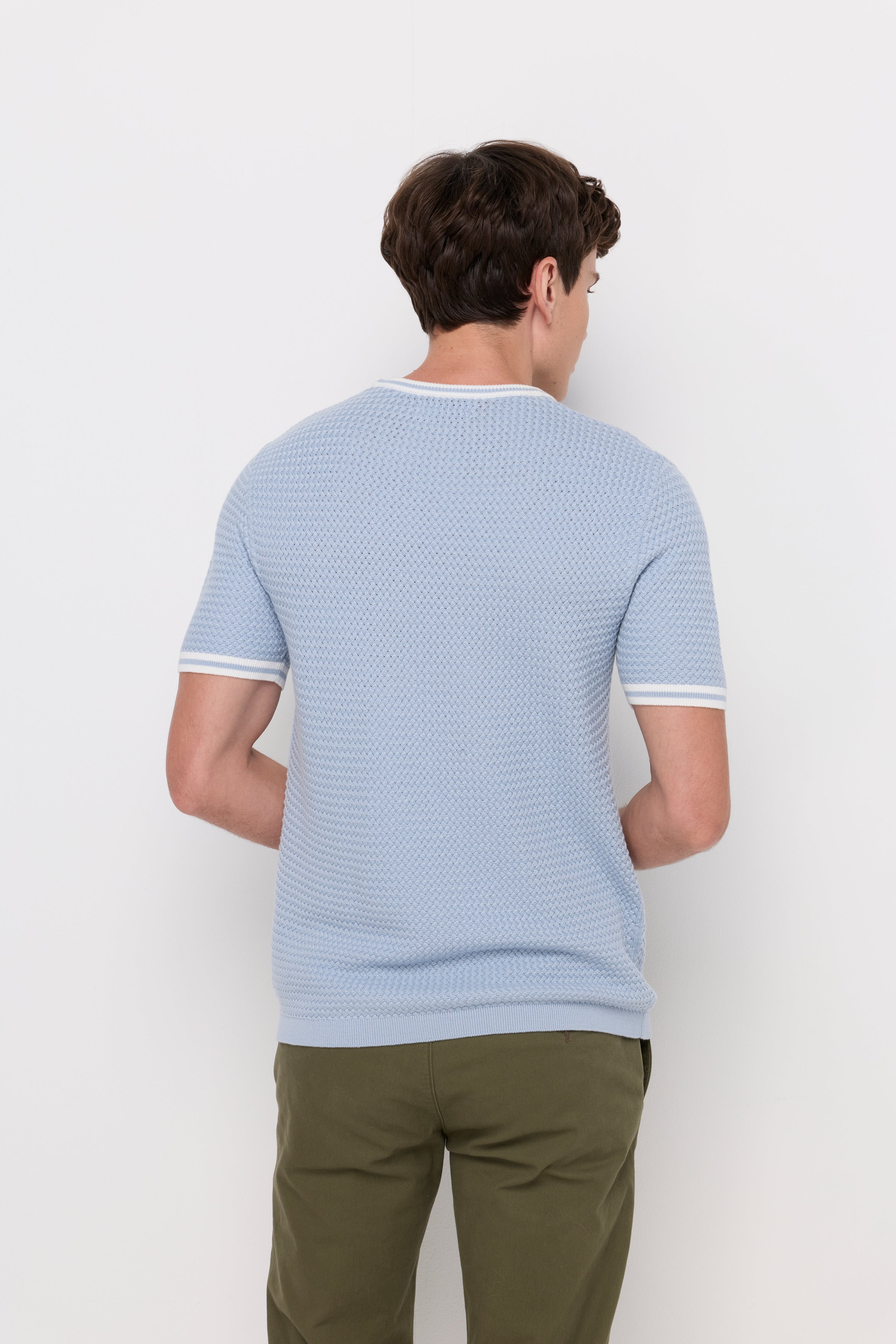CONTRAST TRIM TEXTURED KNIT T-SHIRT