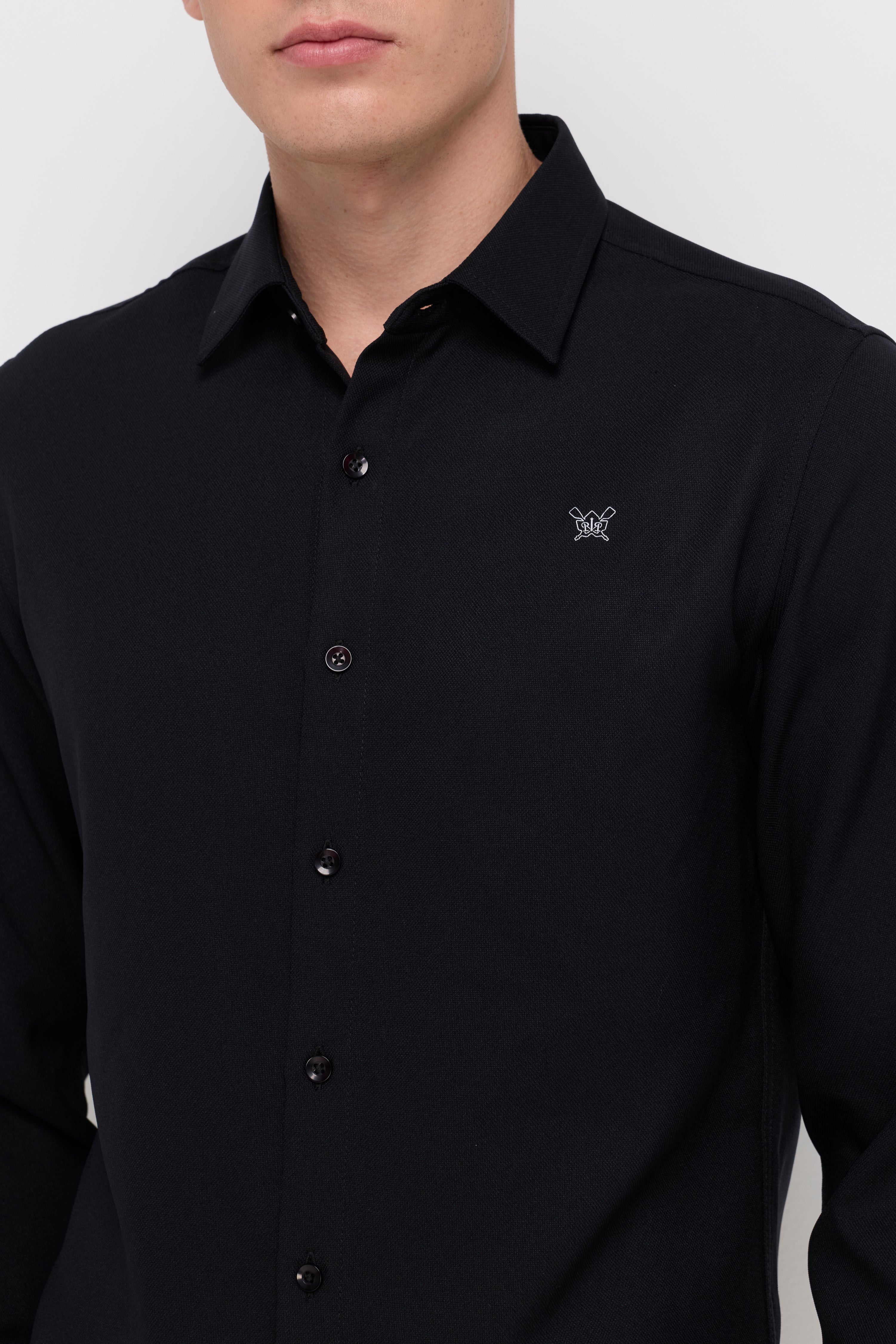 TEXTURED EMBROIDERED SHIRT