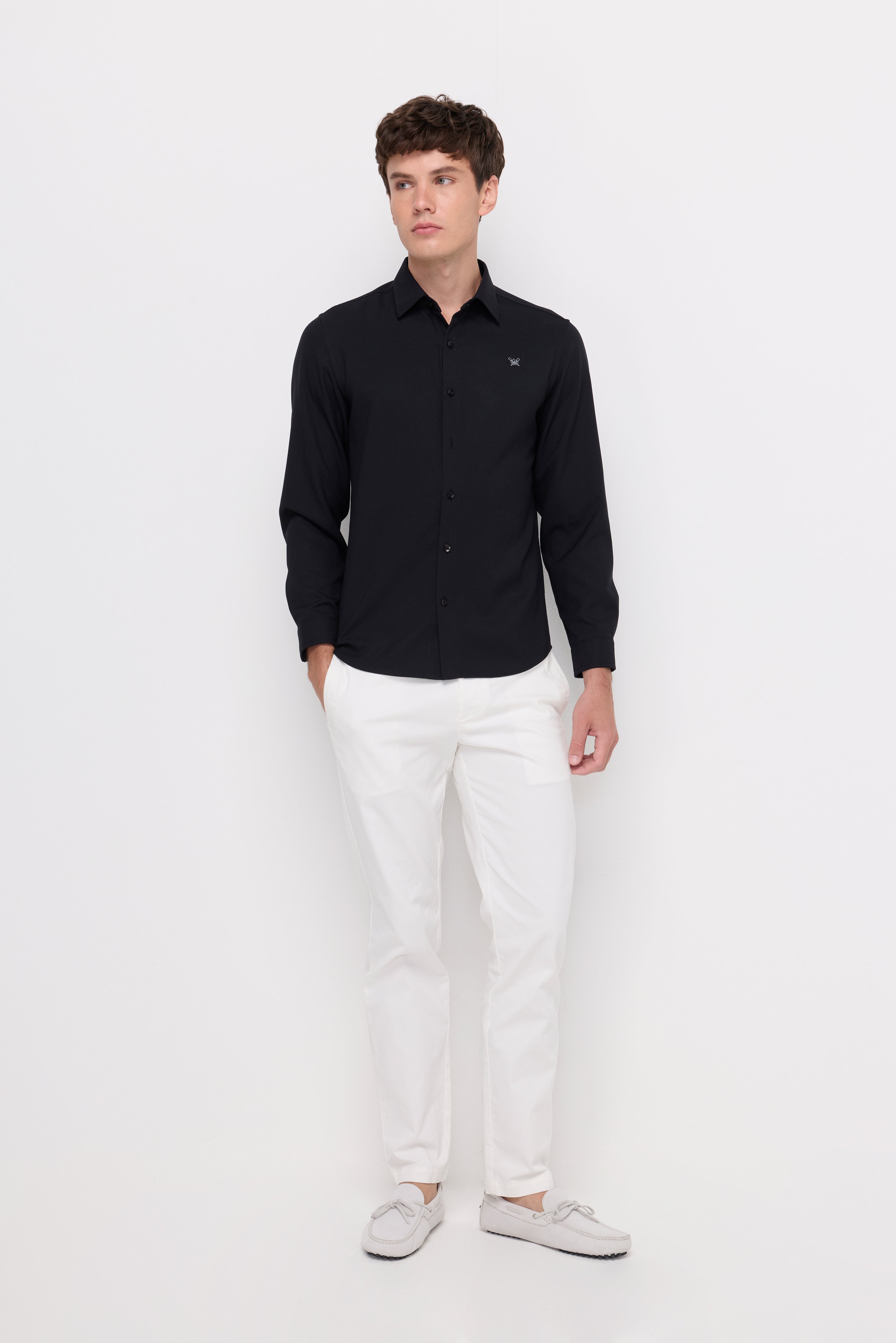 TEXTURED EMBROIDERED SHIRT