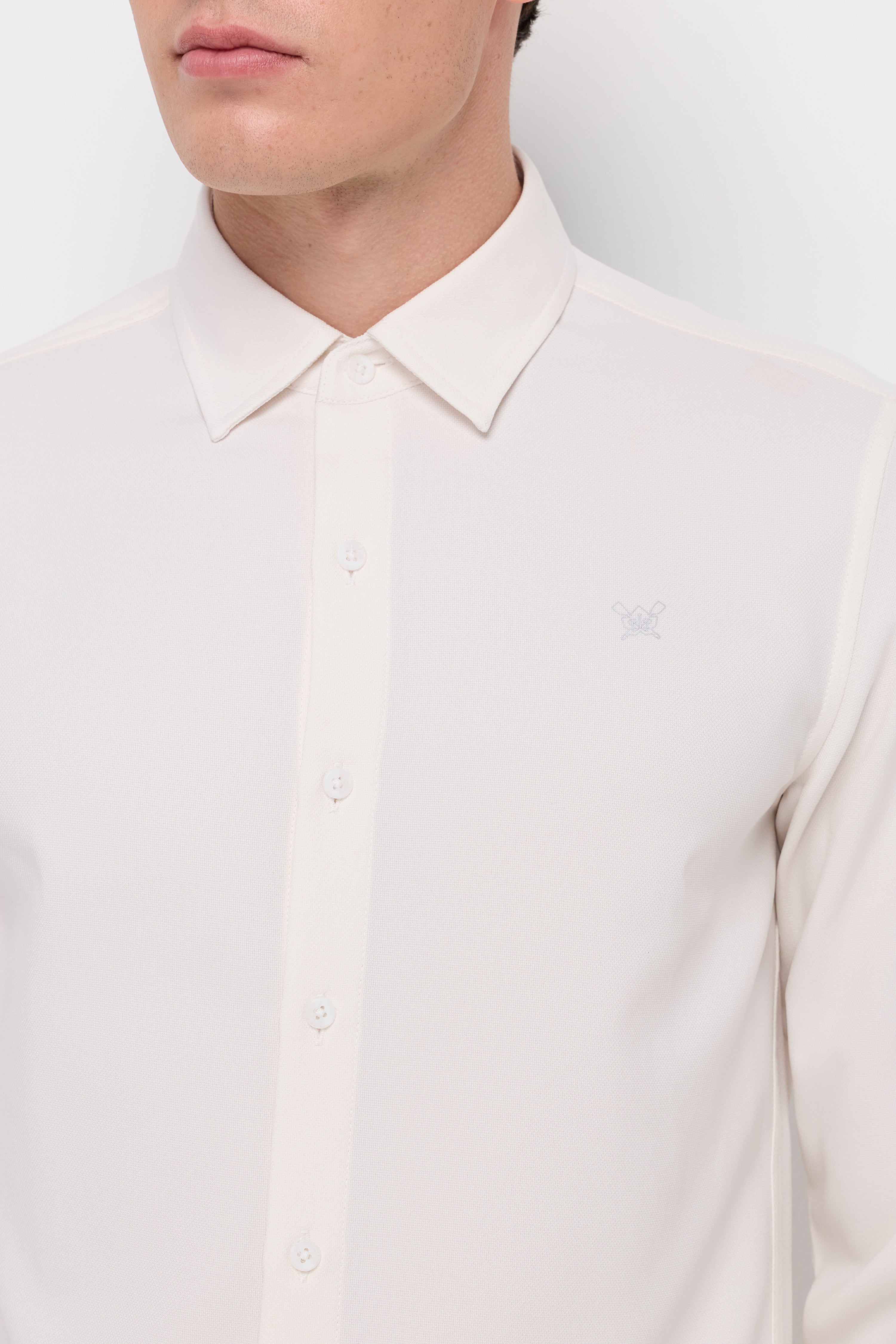 TEXTURED EMBROIDERED SHIRT