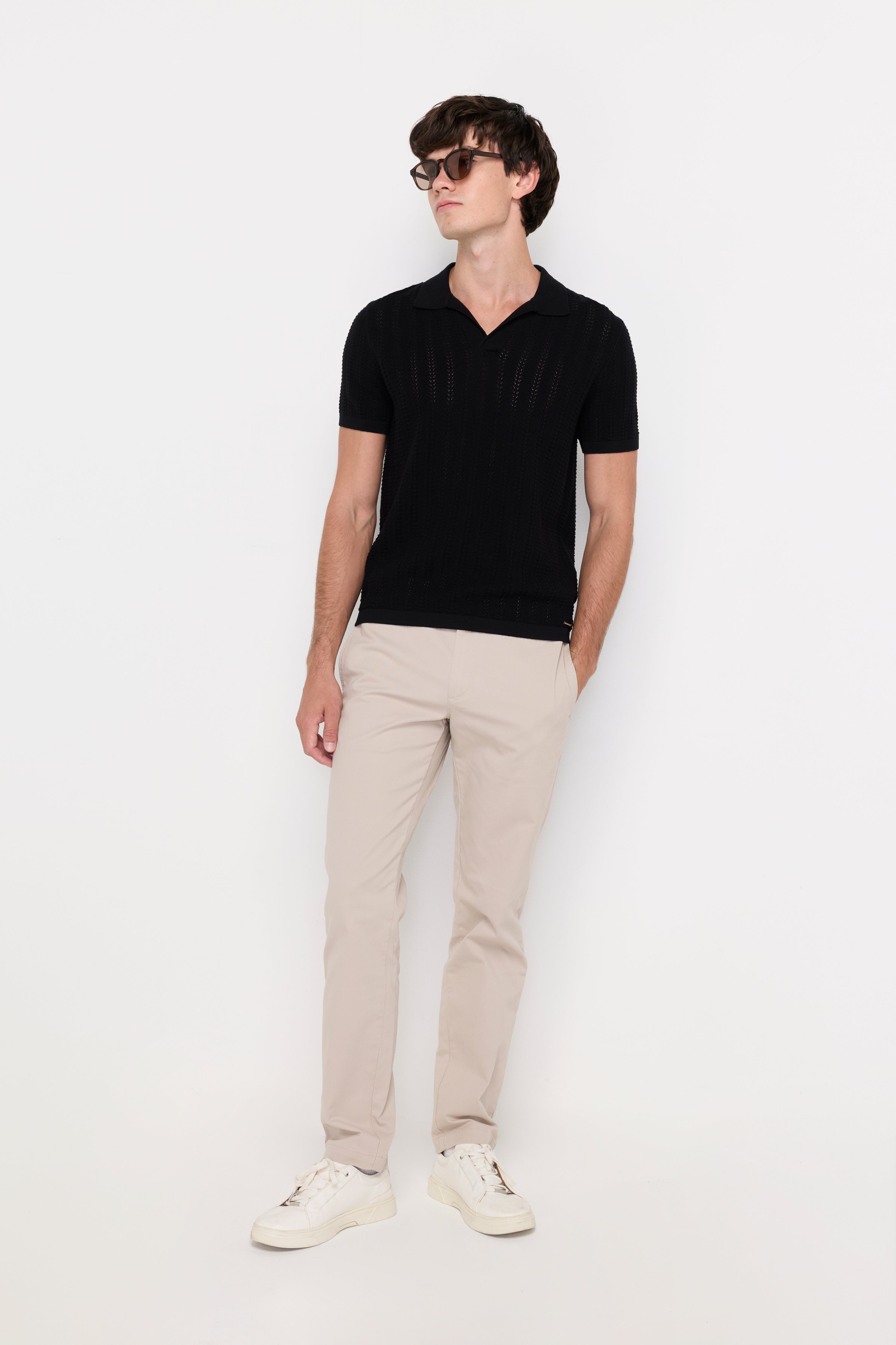 OPEN KNIT POLO SWEATER