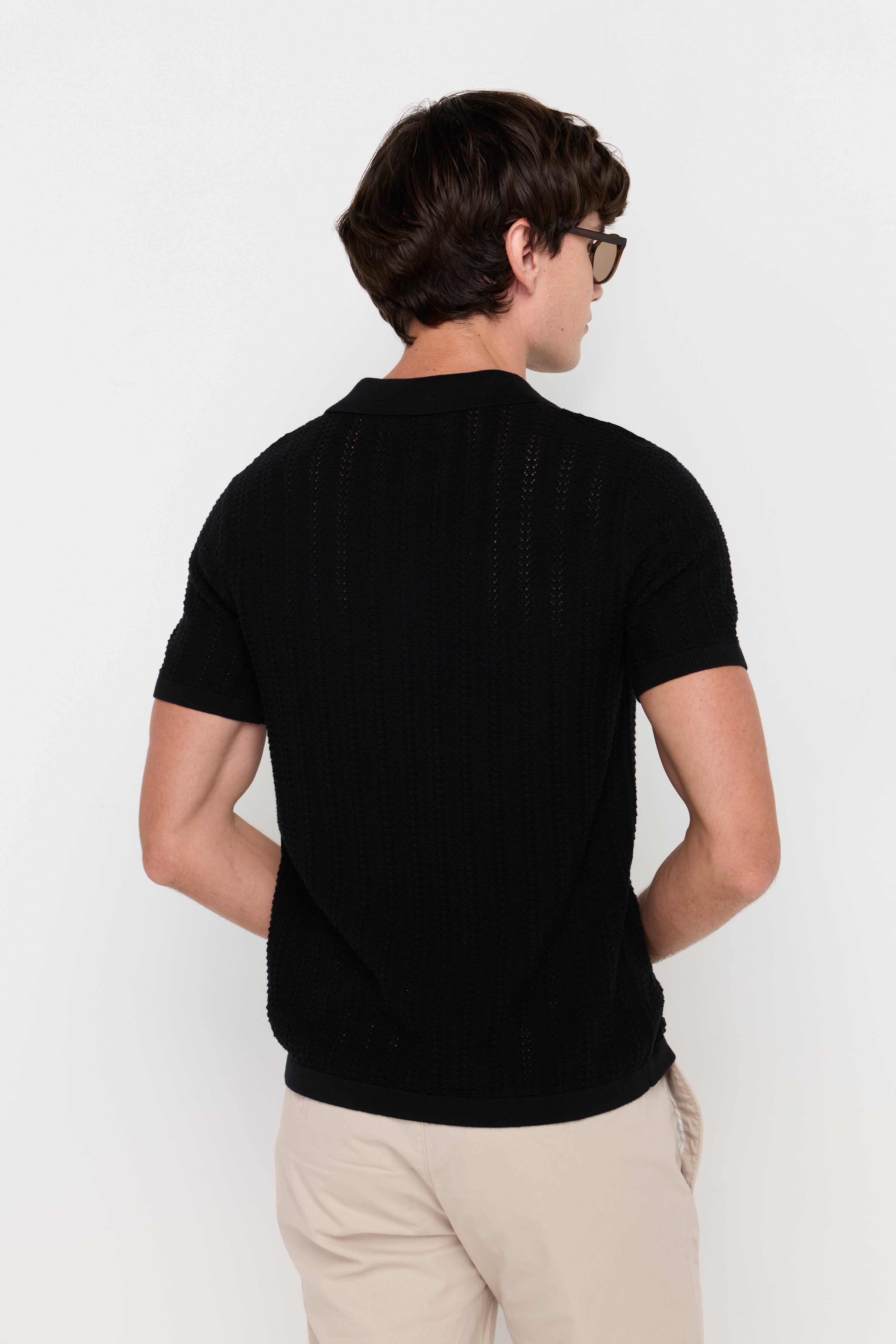 OPEN KNIT POLO SWEATER