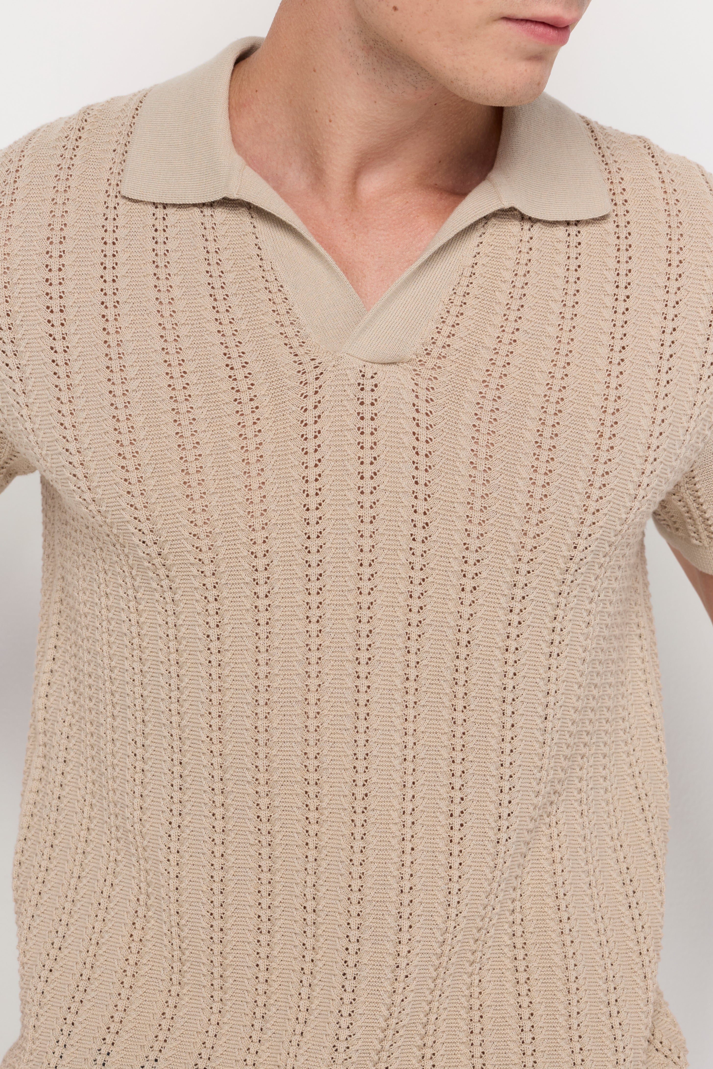 OPEN KNIT POLO SWEATER