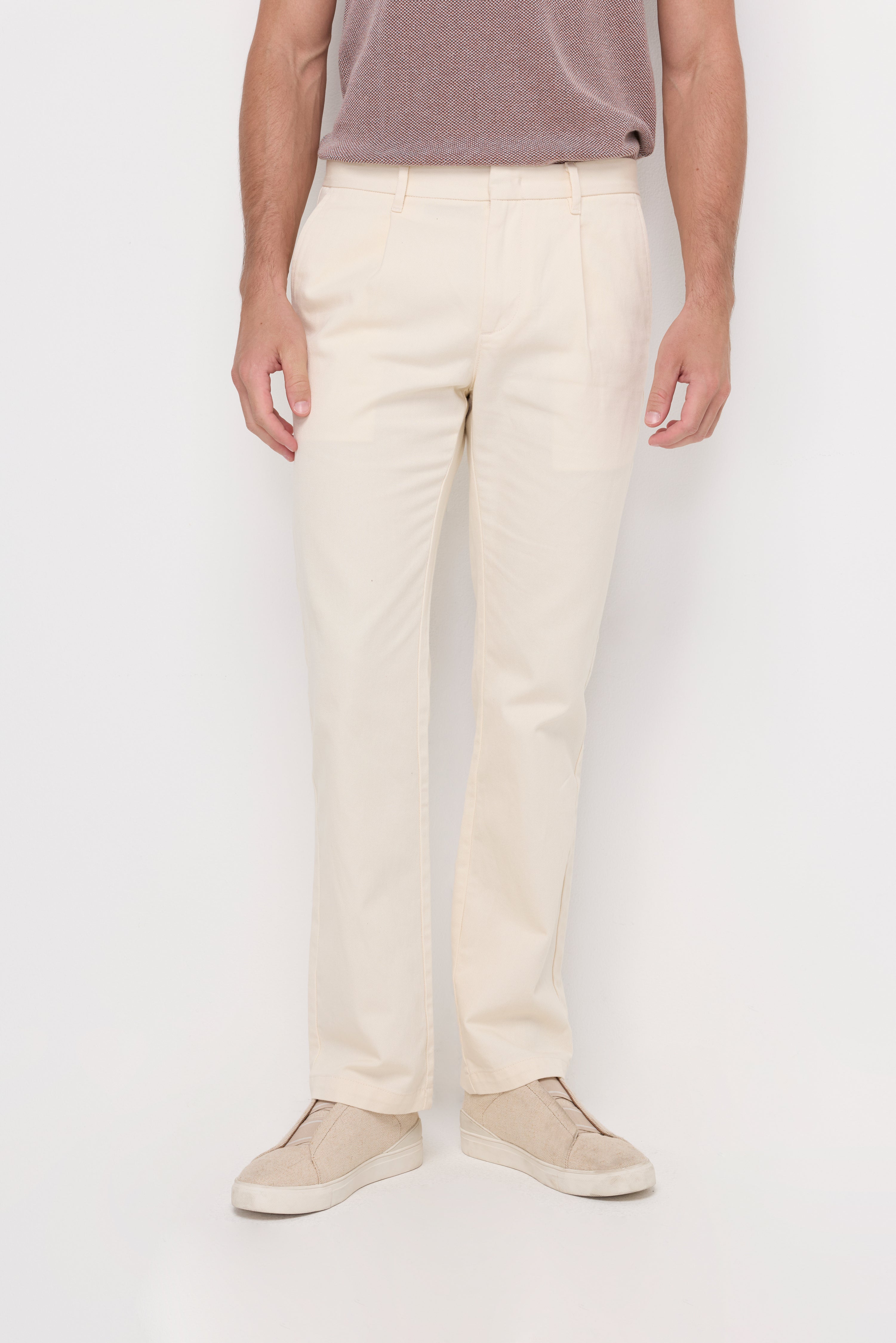 ESSENTIAL TAILORED TROUSERS