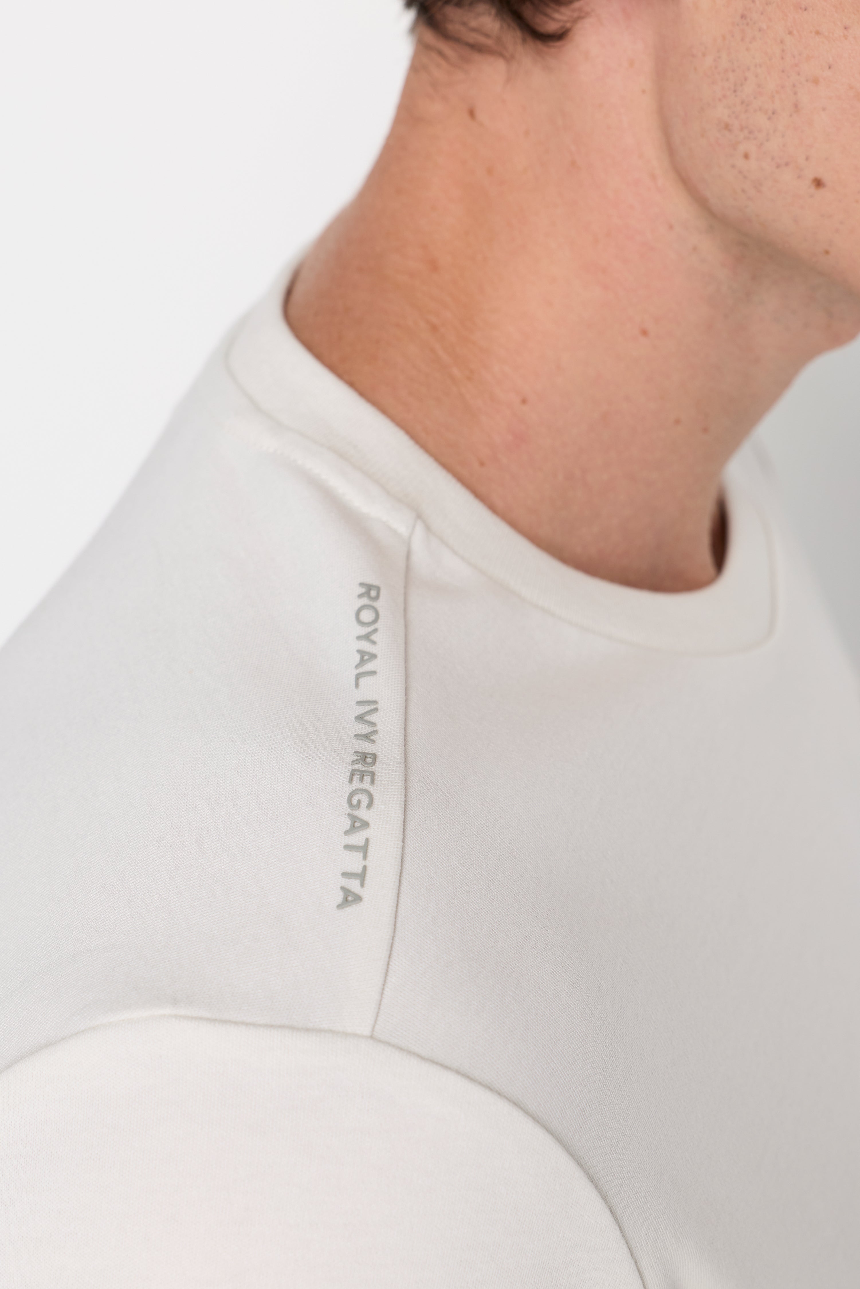 ESSENTIAL COTTON POCKET TEE