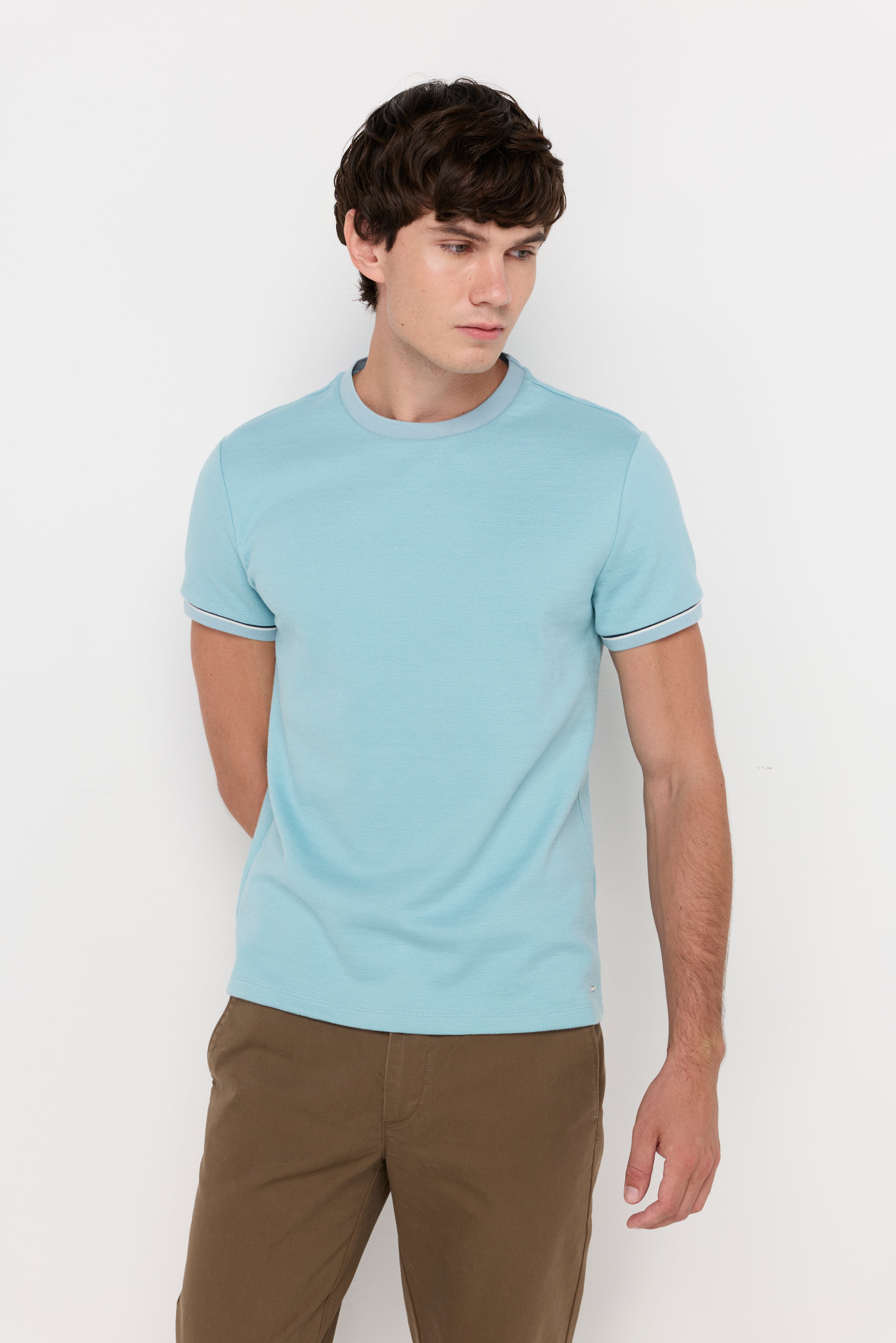 CONTRAST TRIM KNIT TEE