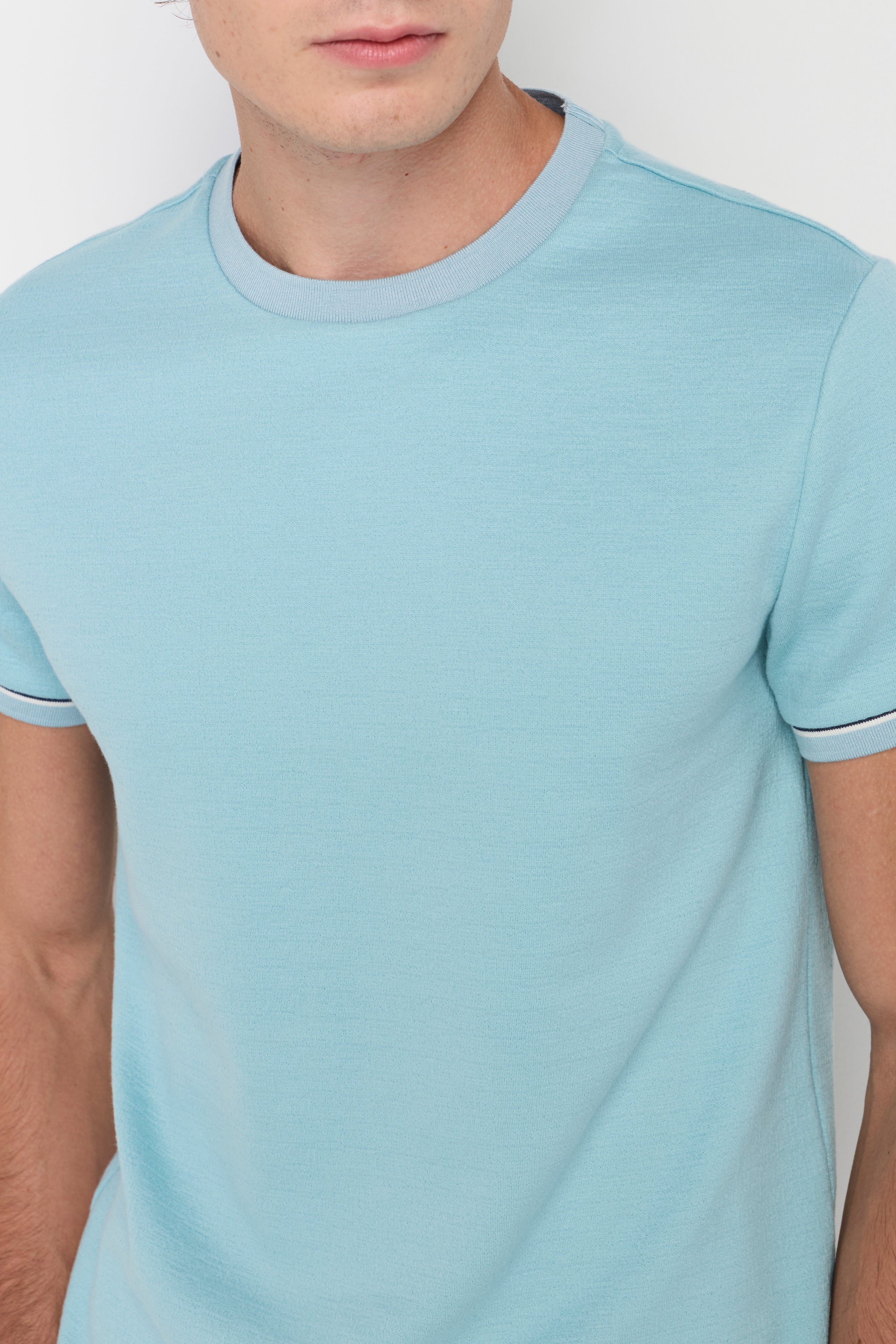 CONTRAST TRIM KNIT TEE