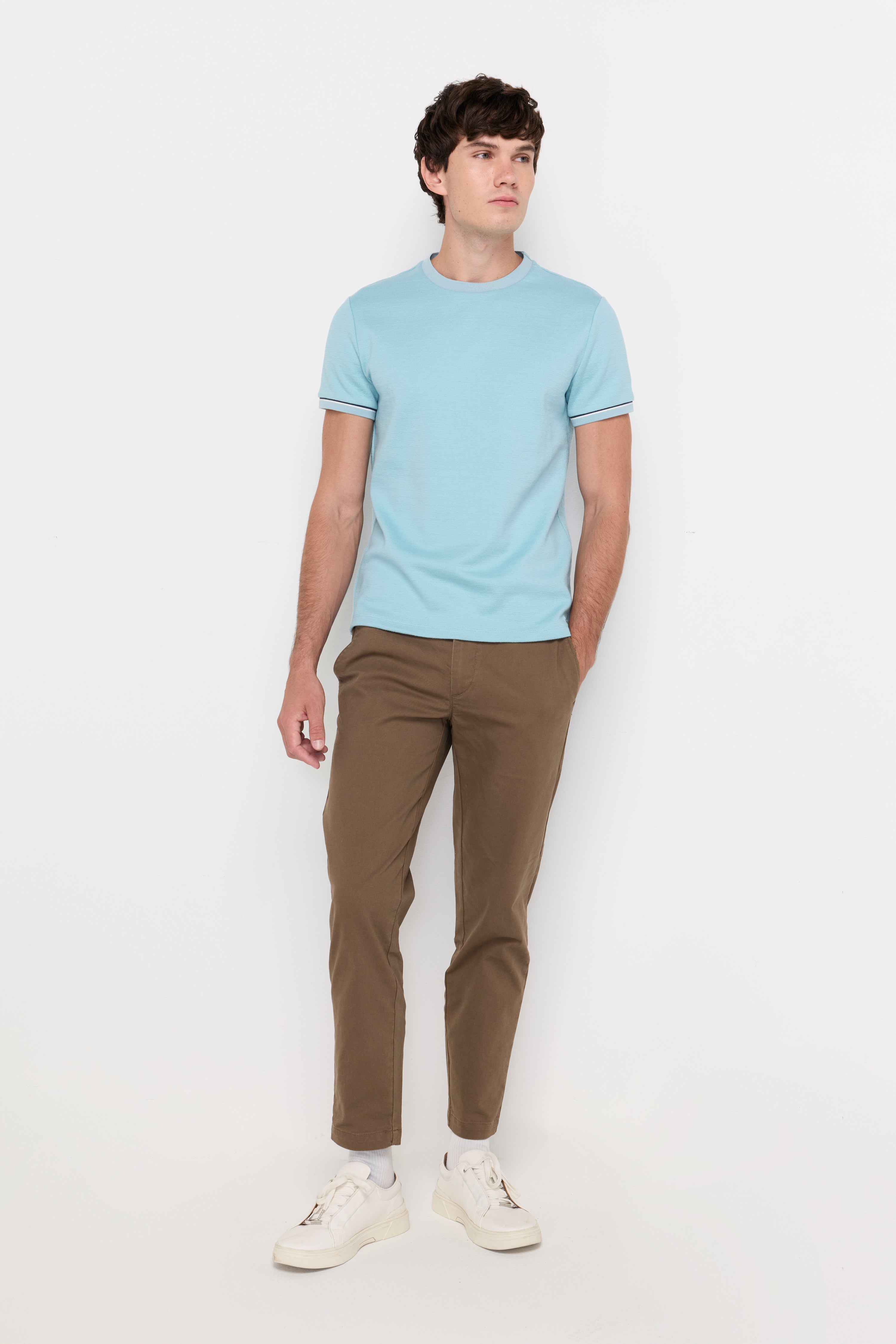 CONTRAST TRIM KNIT TEE
