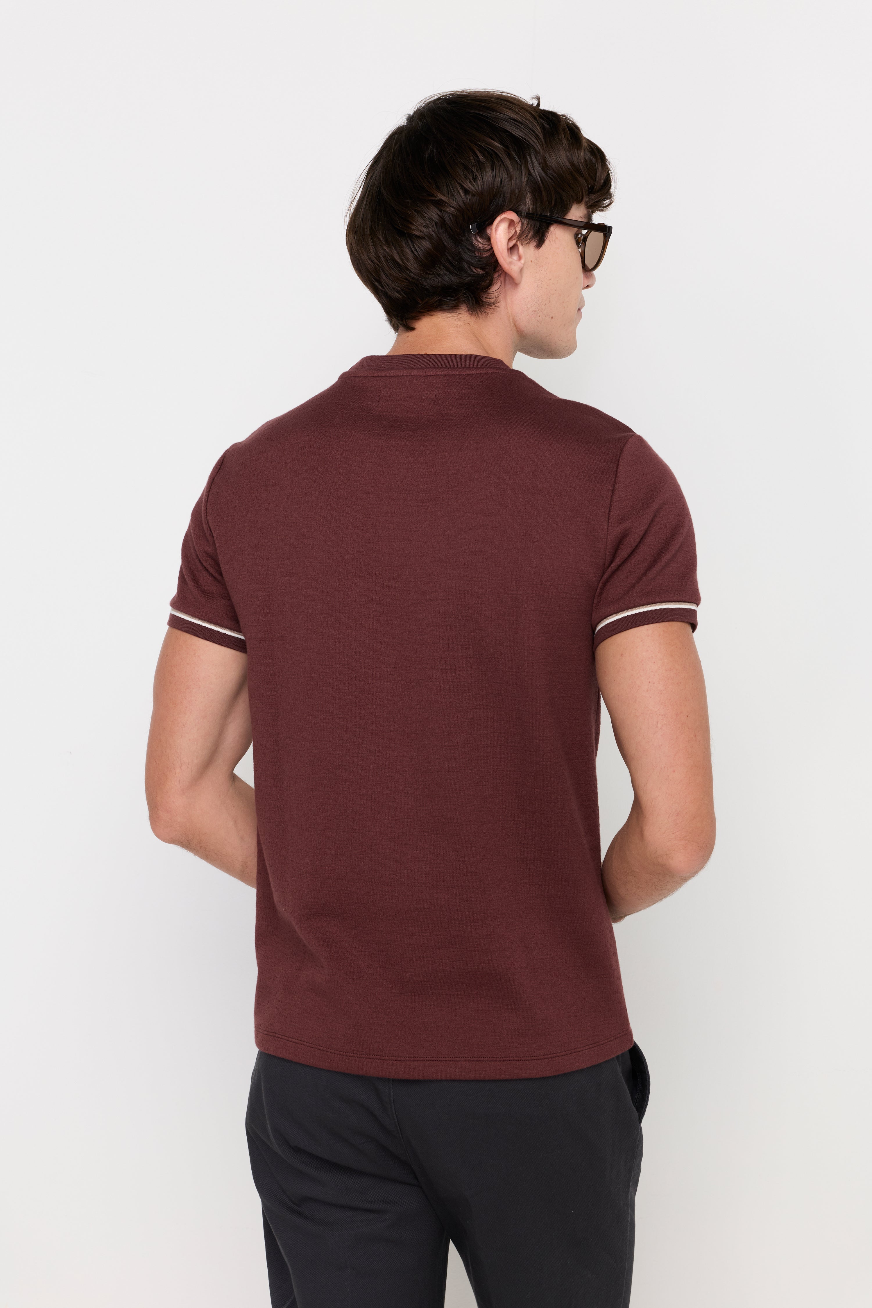 CONTRAST TRIM KNIT TEE