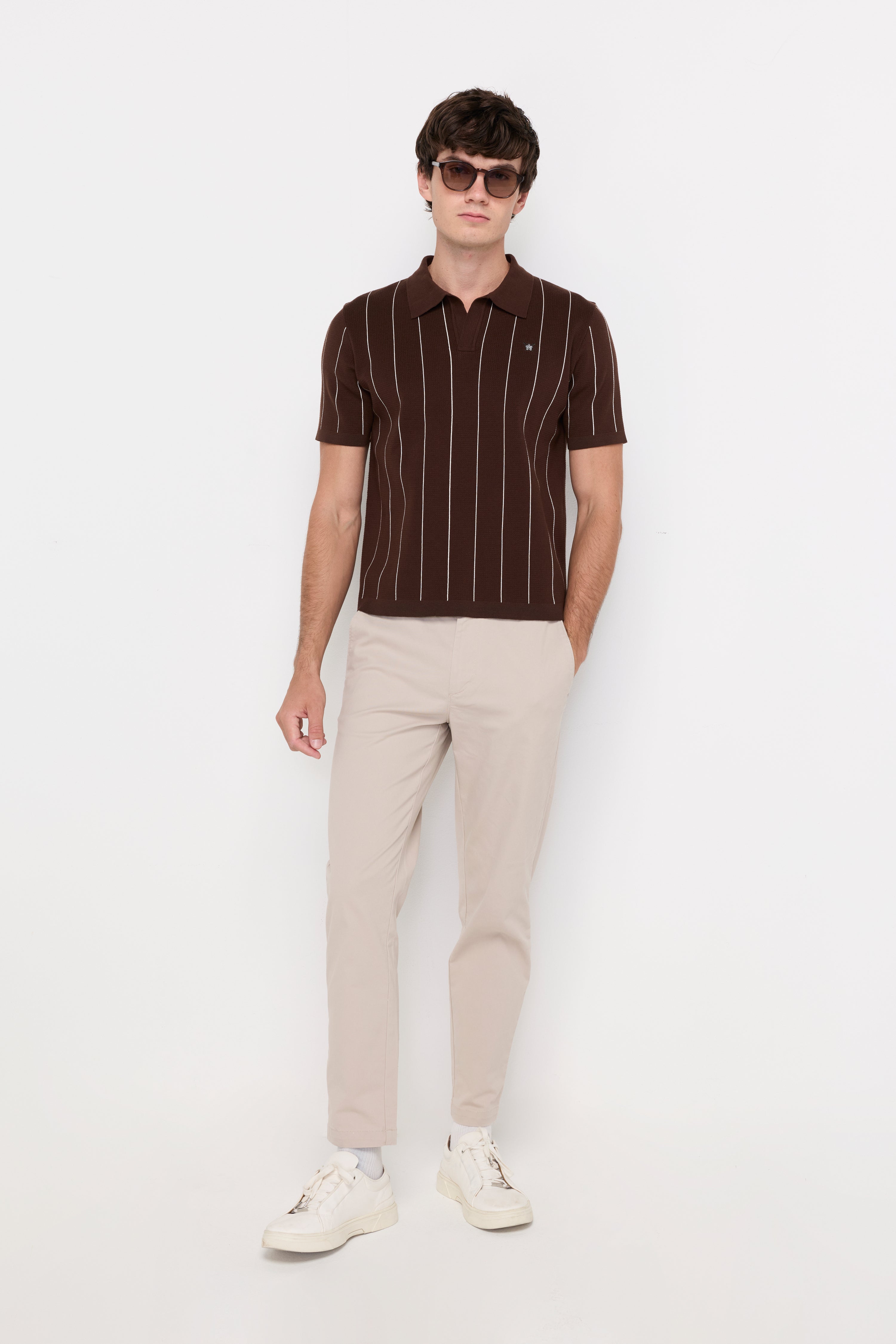 VERTICAL STRIPE TEXTURED KNIT POLO