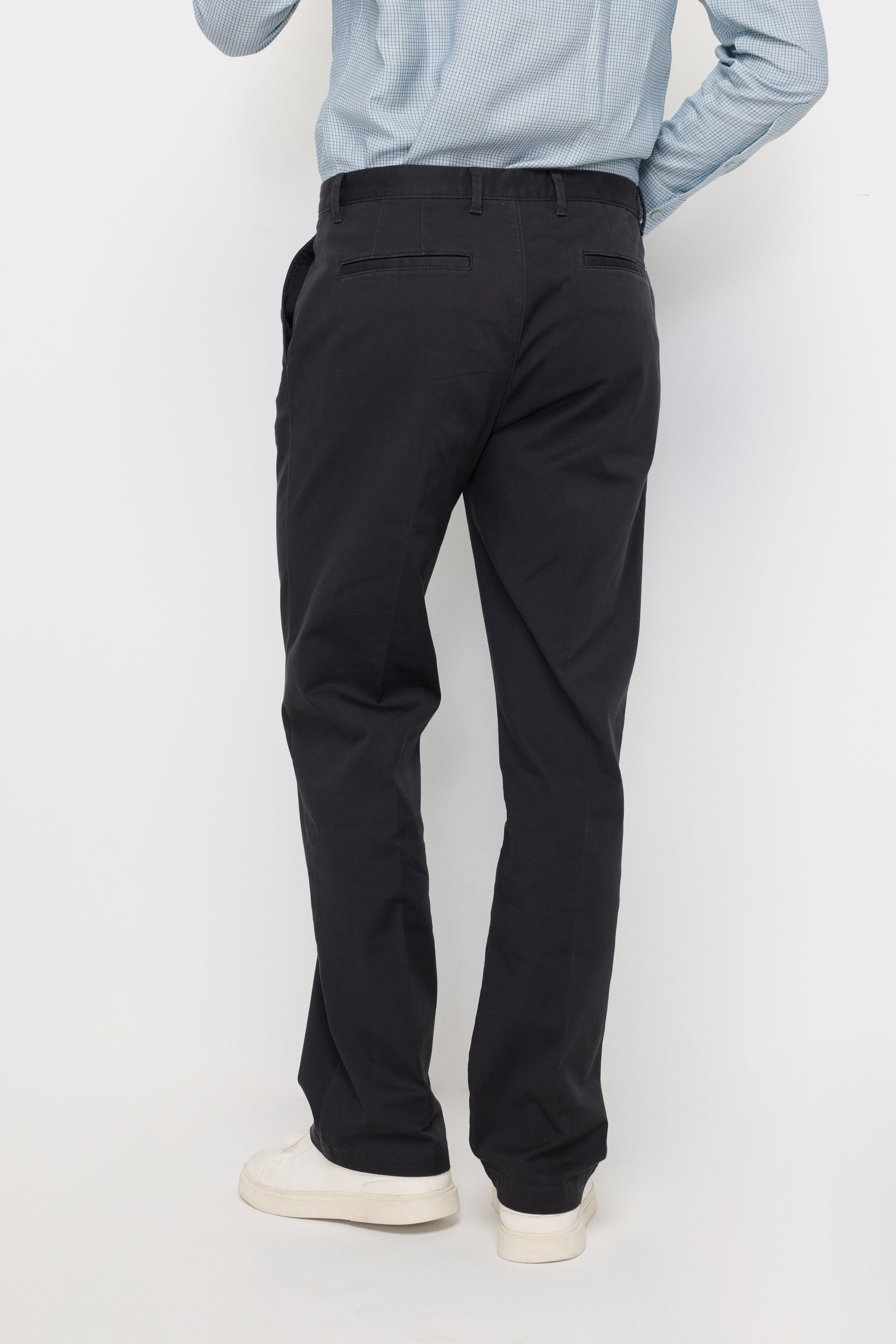 MICRO-TEXTURED STRAIGHT-LEG TROUSERS
