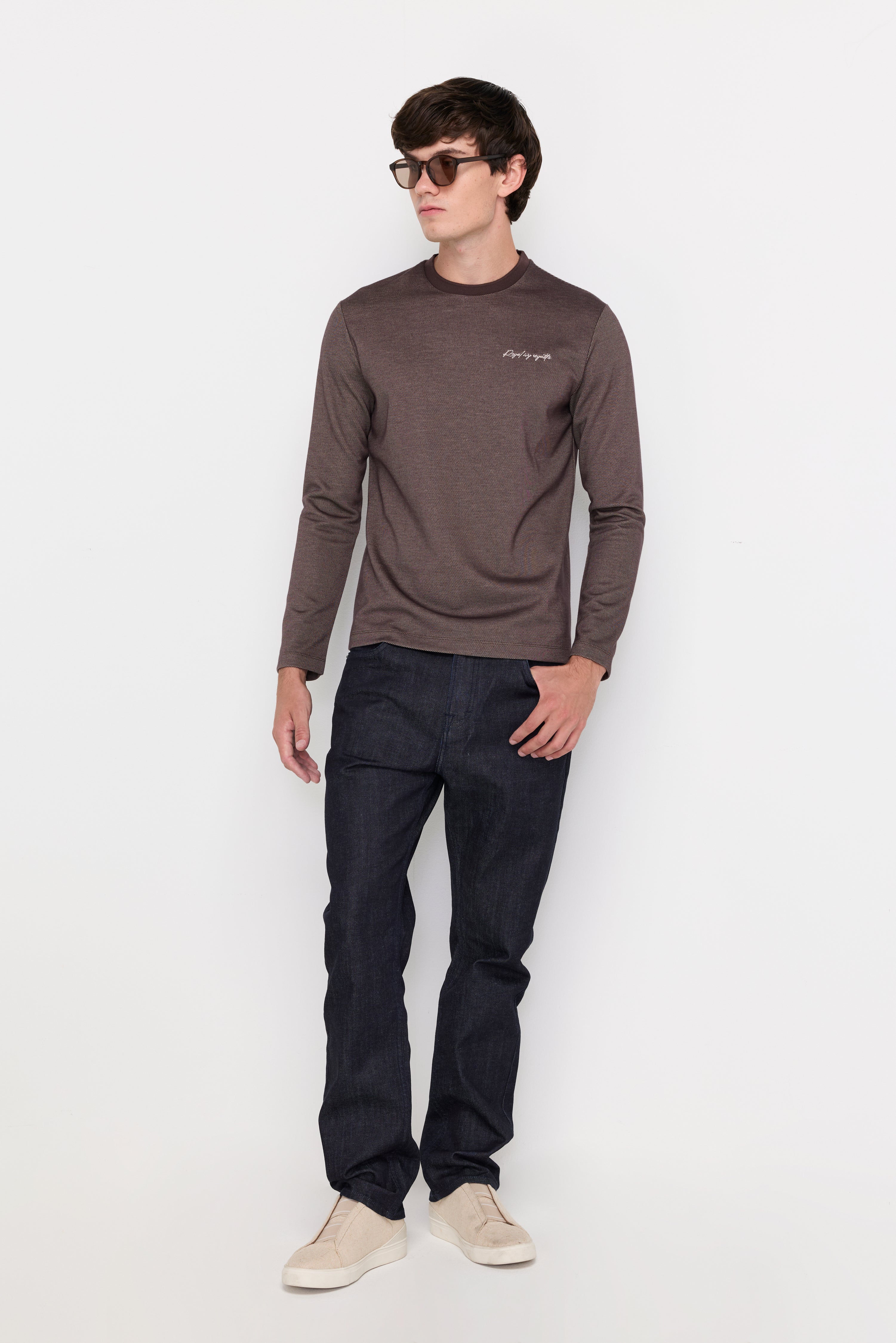 MICRO-TEXTURED KNIT CREW NECK TOP