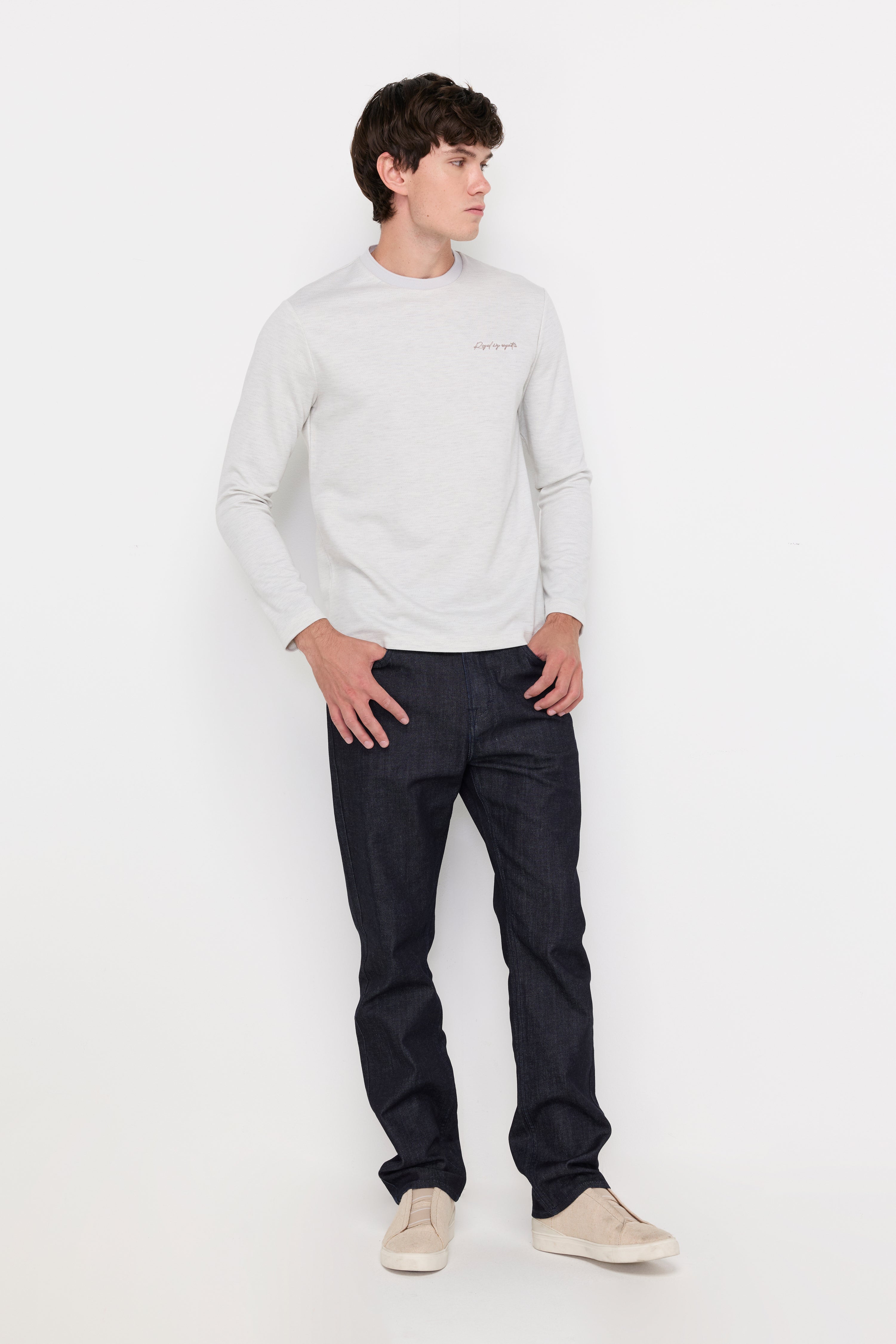 MICRO-TEXTURED KNIT CREW NECK TOP