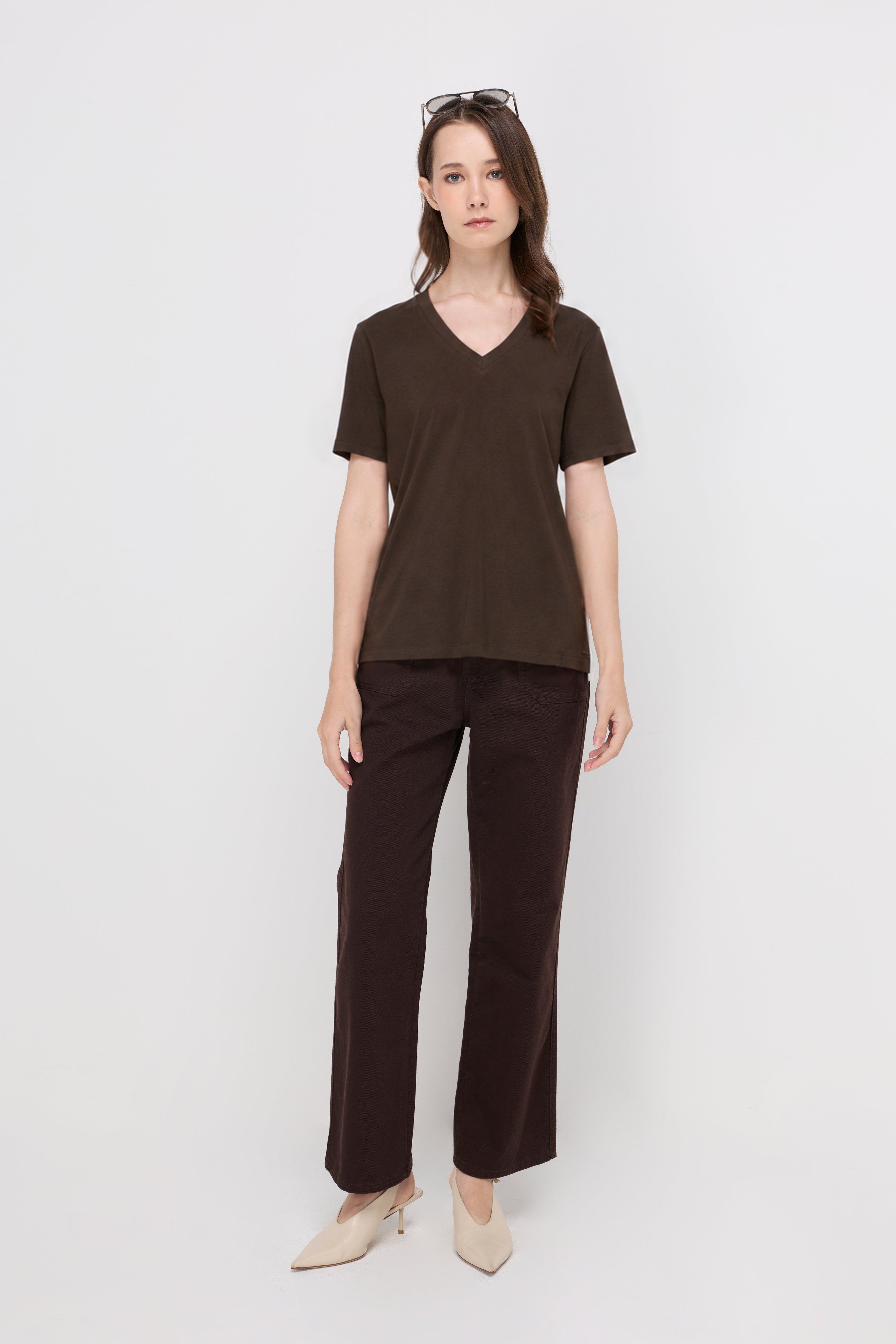 SERENA V-NECK ESSENTIAL TEE