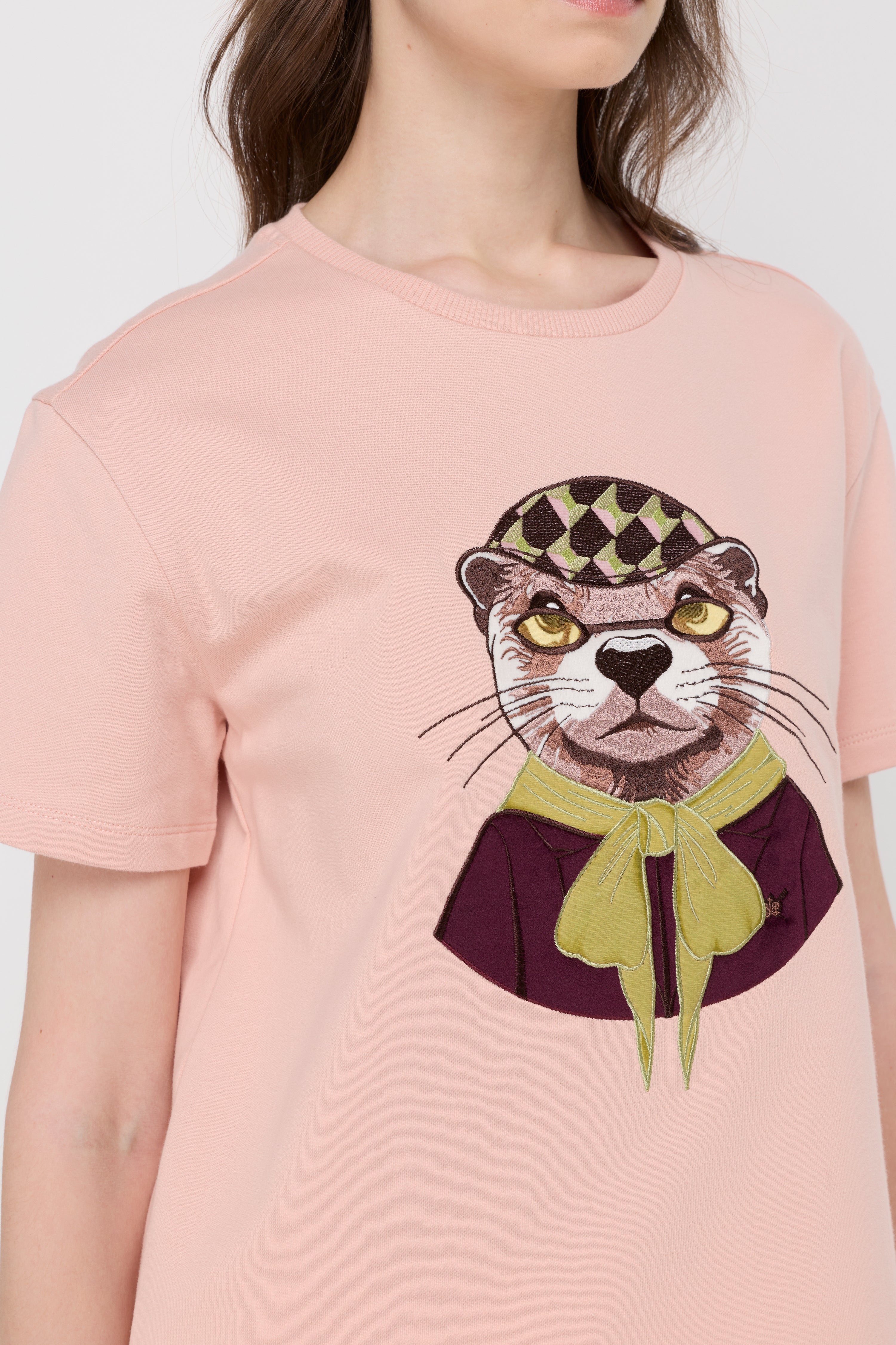 HERITAGE OTTER GRAPHIC TOP