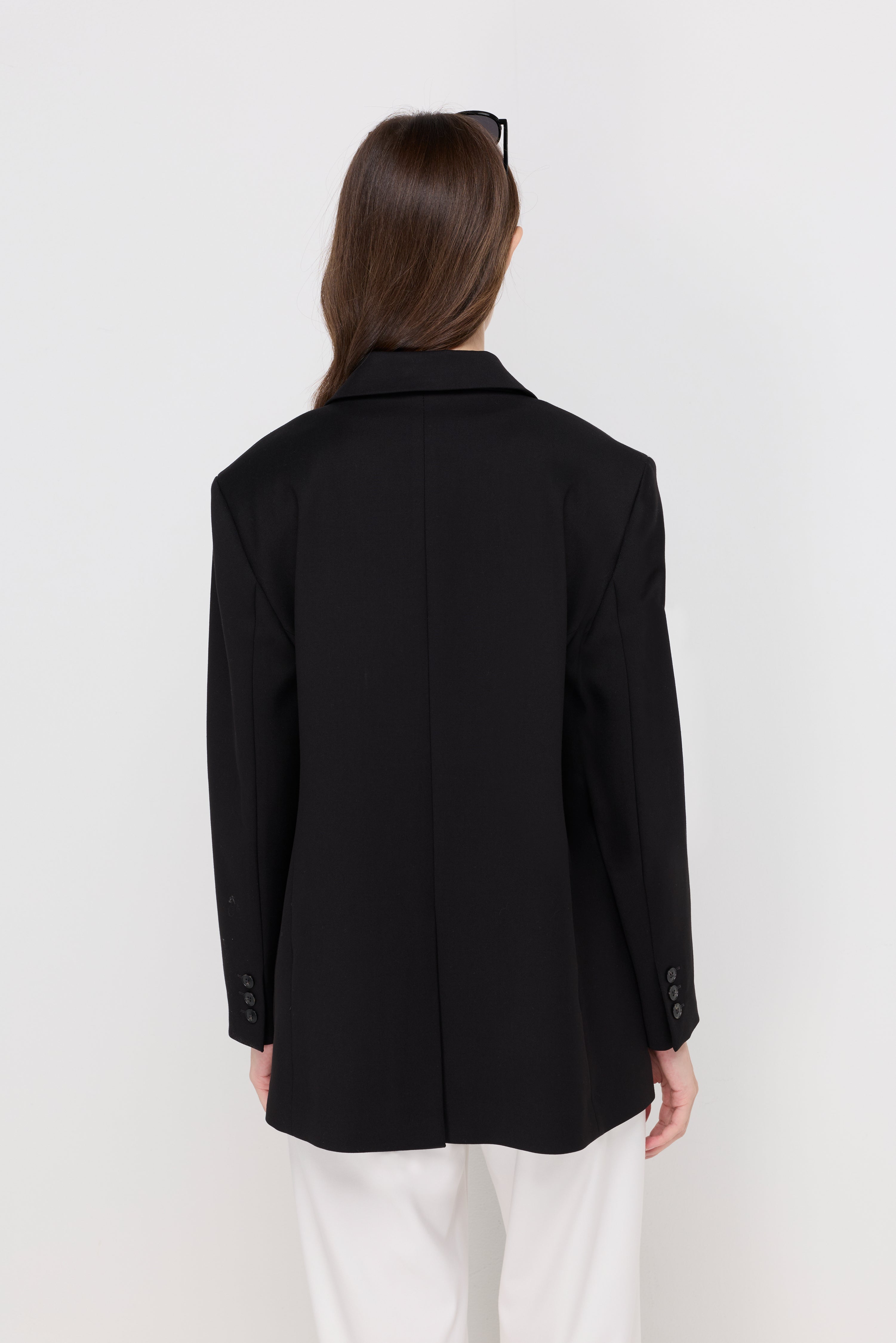 SINGLE BUTTON TAILORED BLAZER