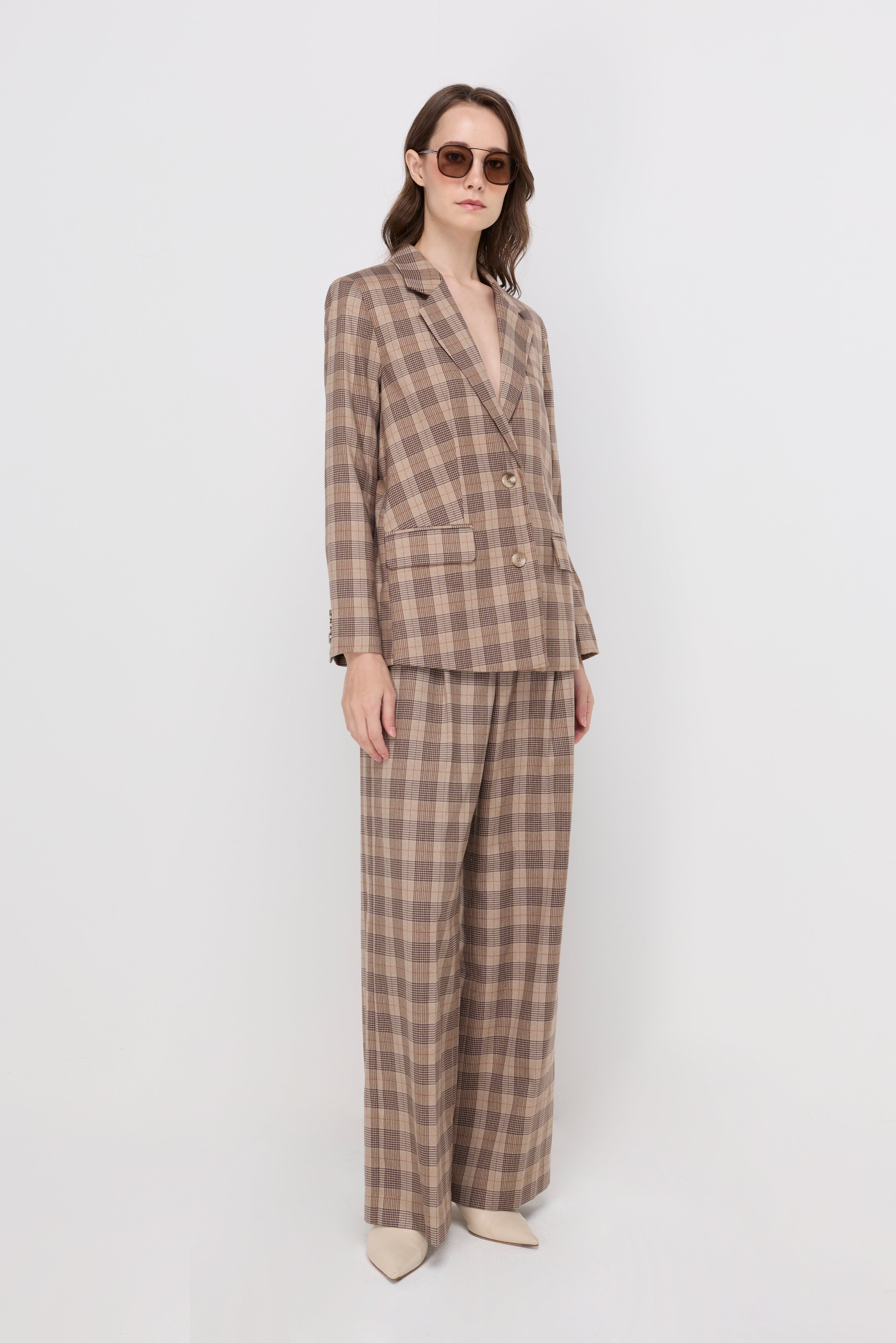 CHECKED DOUBLE-BREASTED BLAZER