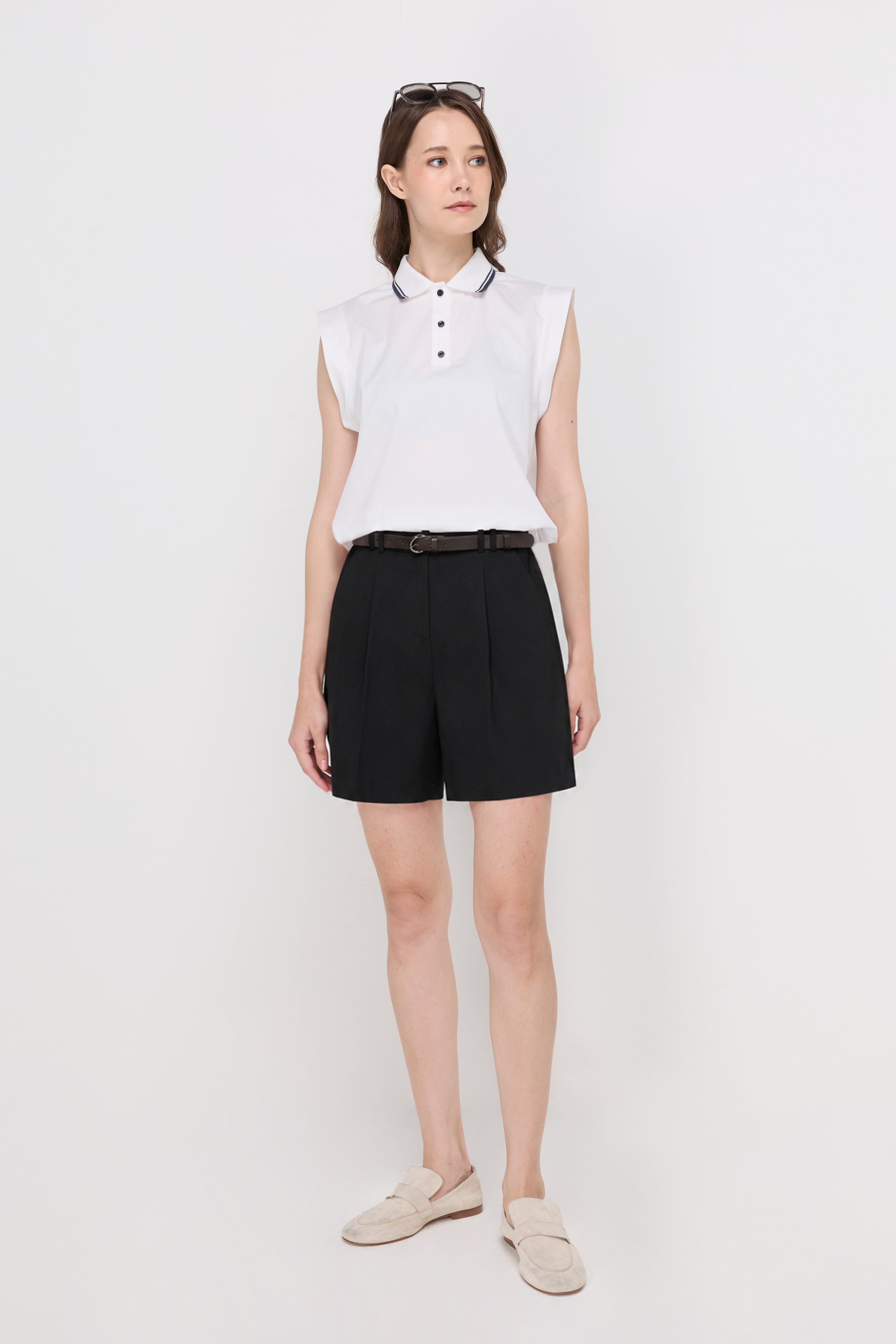 BELTED PLEATED TAILORED SHORTS