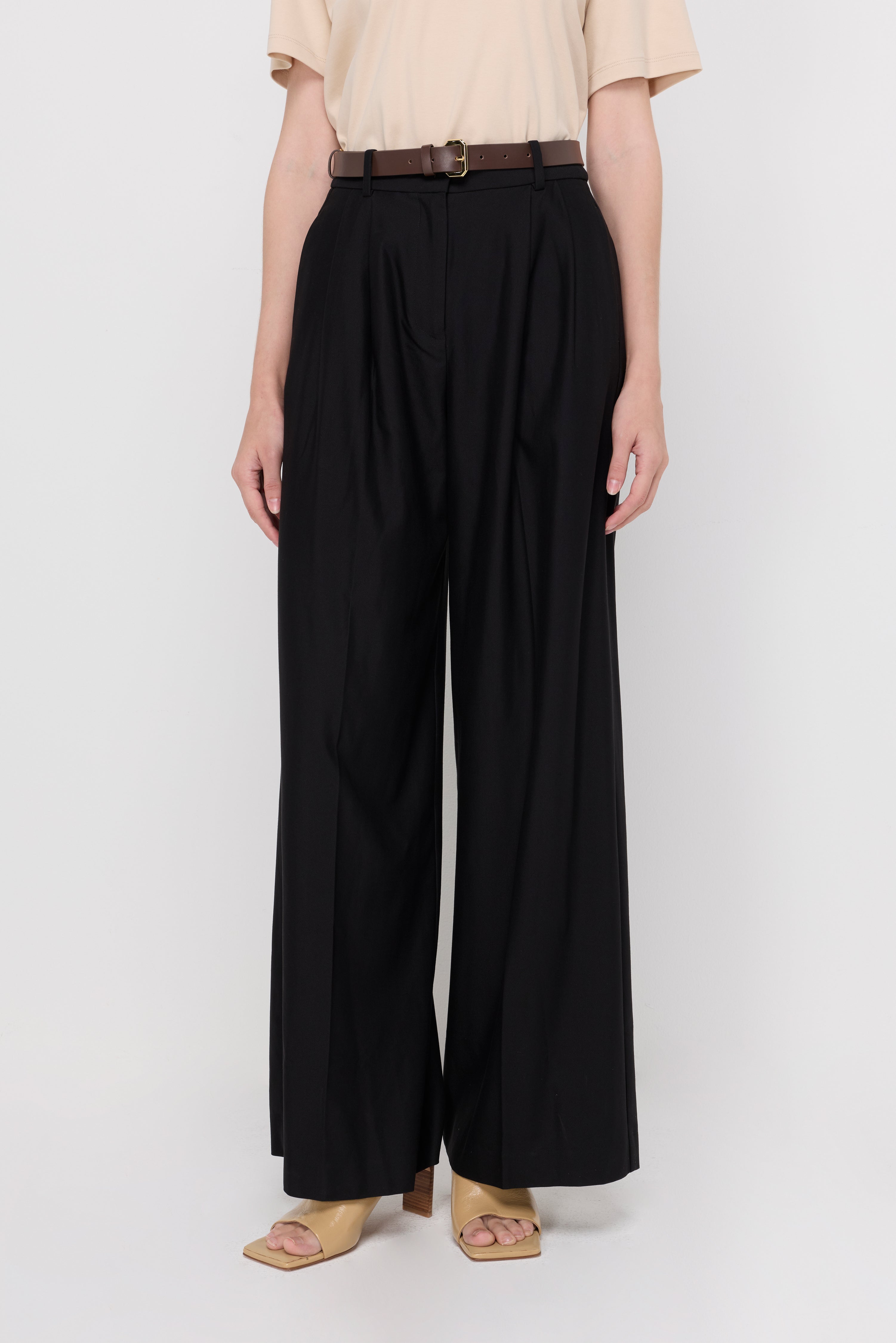 RELAXED WIDE-LEG PANTS