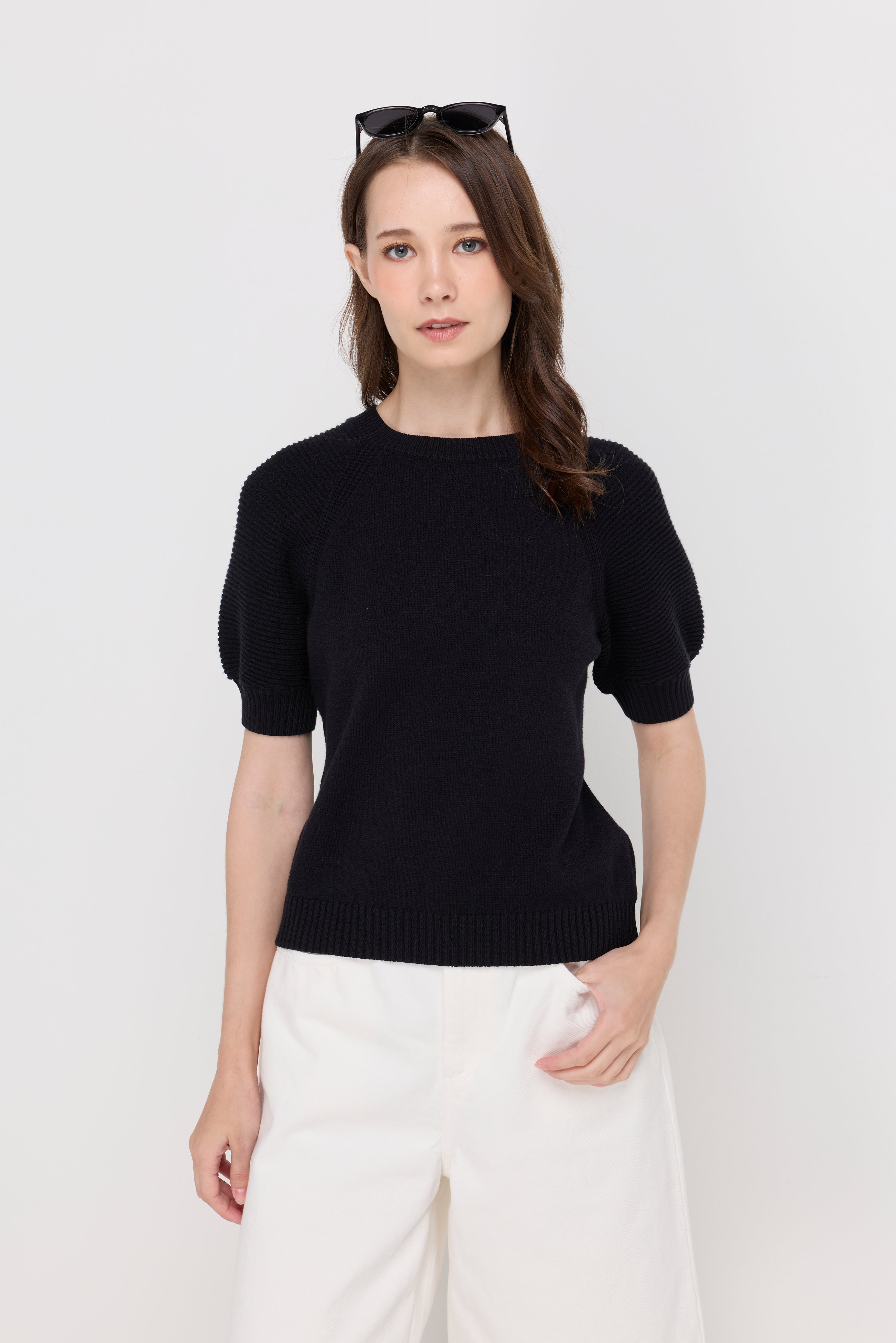 TEXTURED PUFF-SLEEVE KNIT TOP