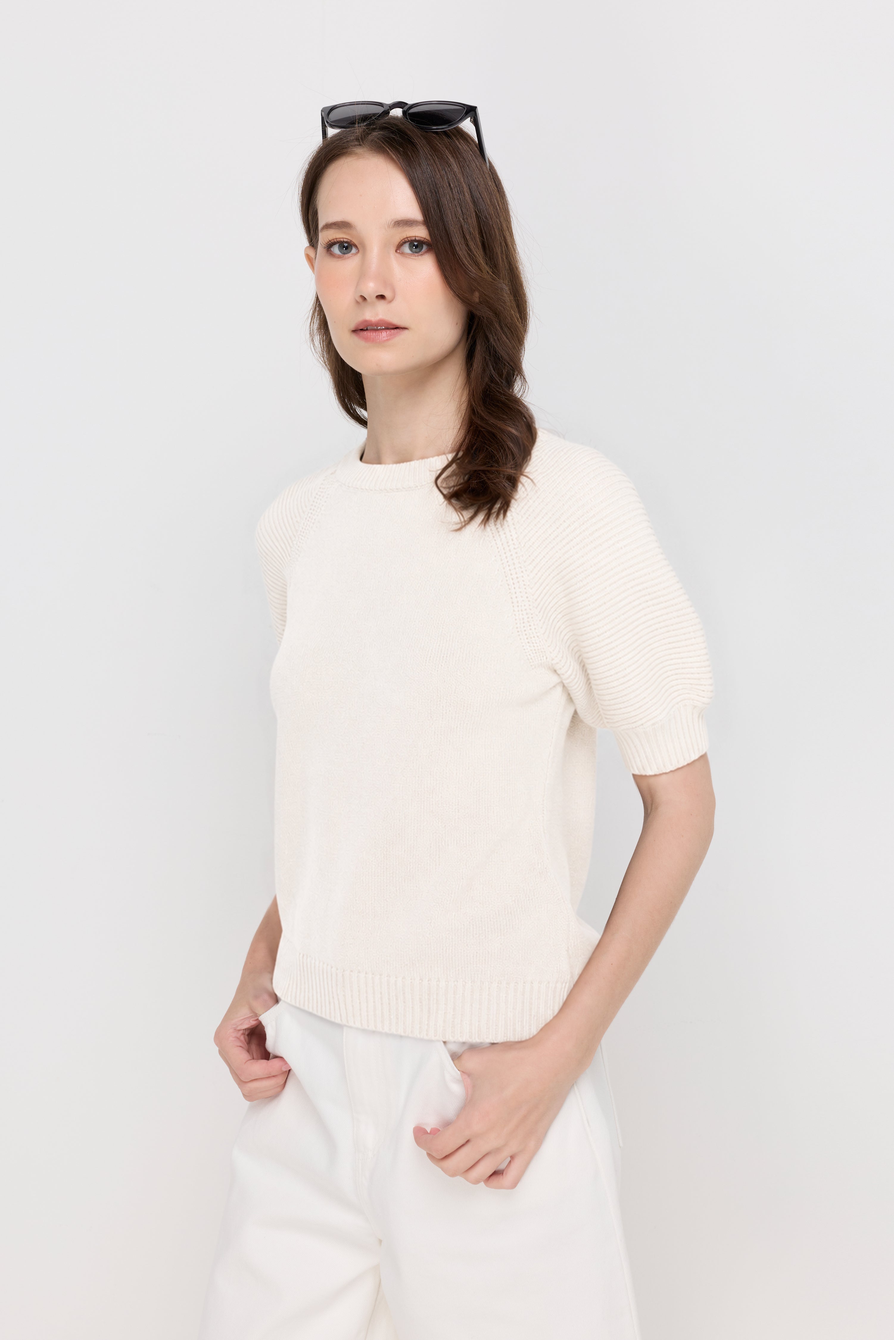 TEXTURED PUFF-SLEEVE KNIT TOP