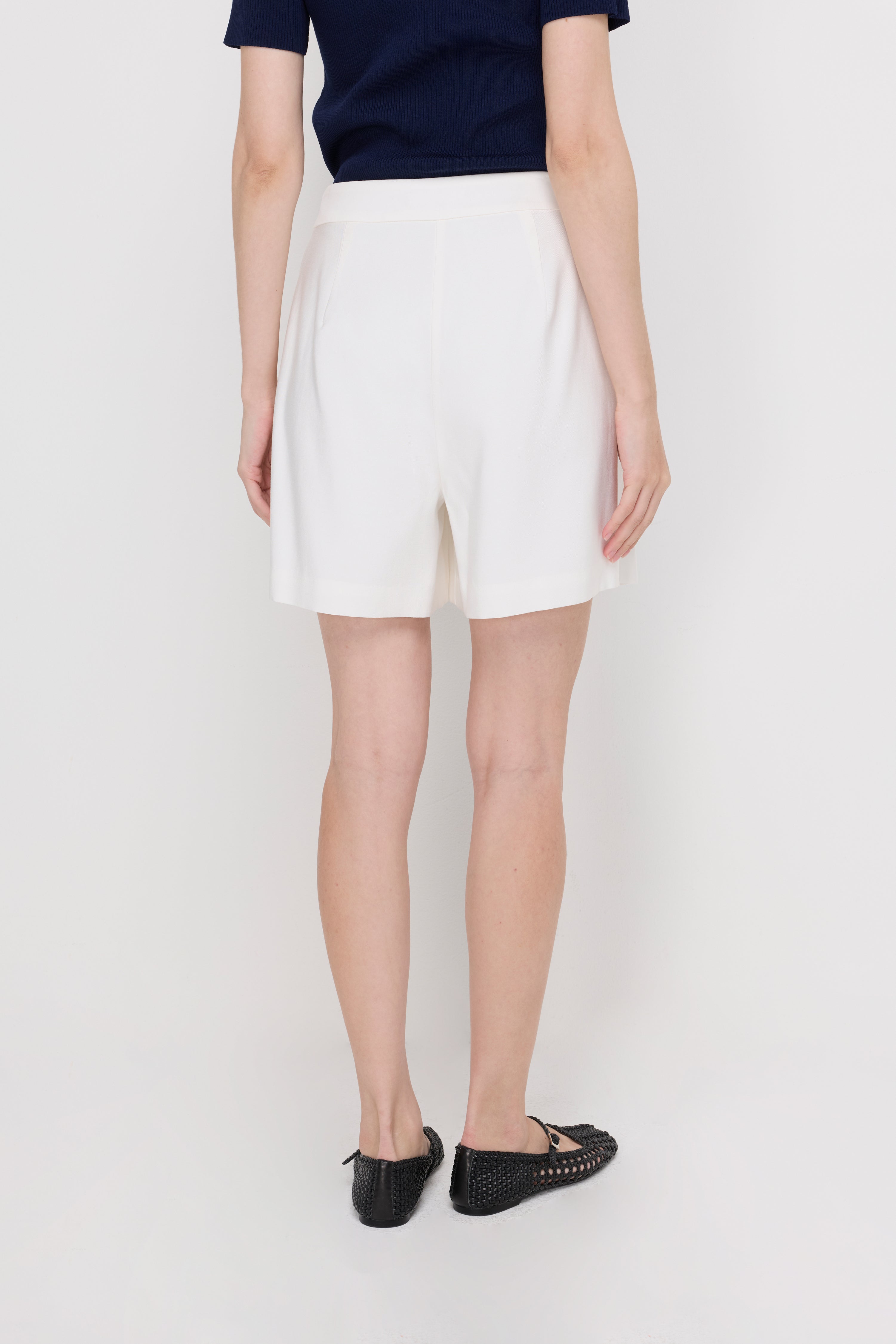 PLEATED TAILORED SHORTS