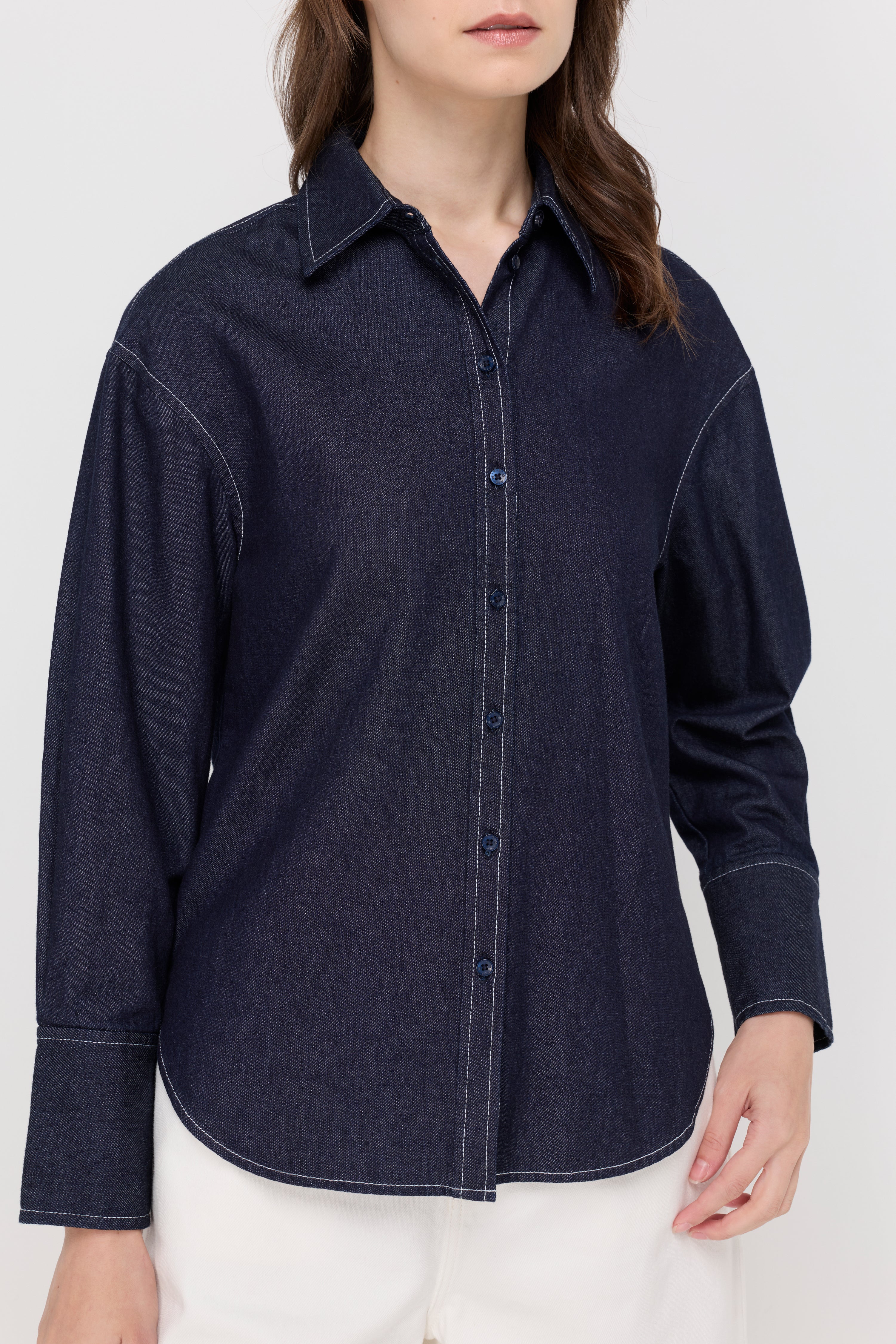 CLASSIC OXFORD BUTTON-DOWN SHIRT