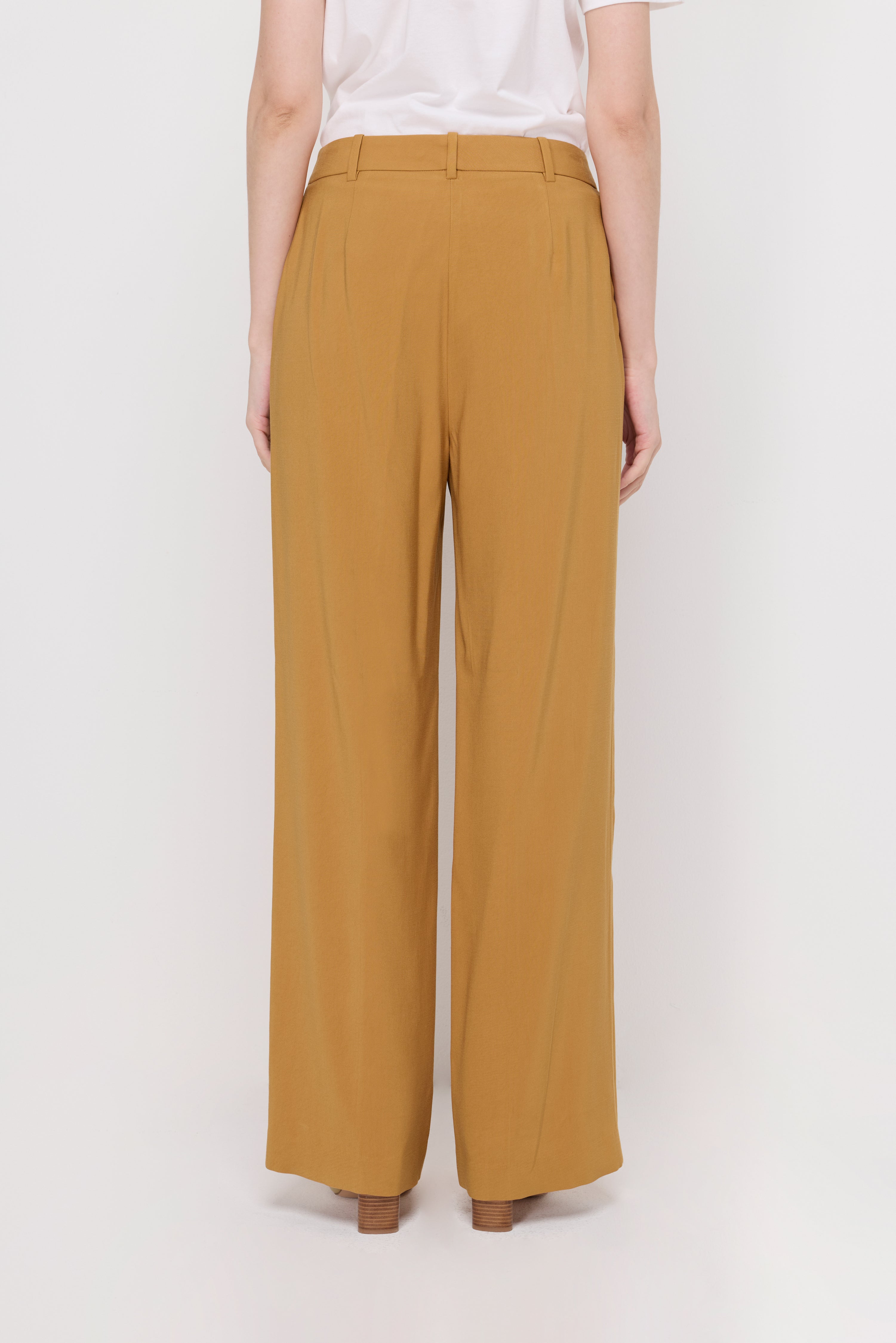 TAILORED WIDE-LEG TROUSERS