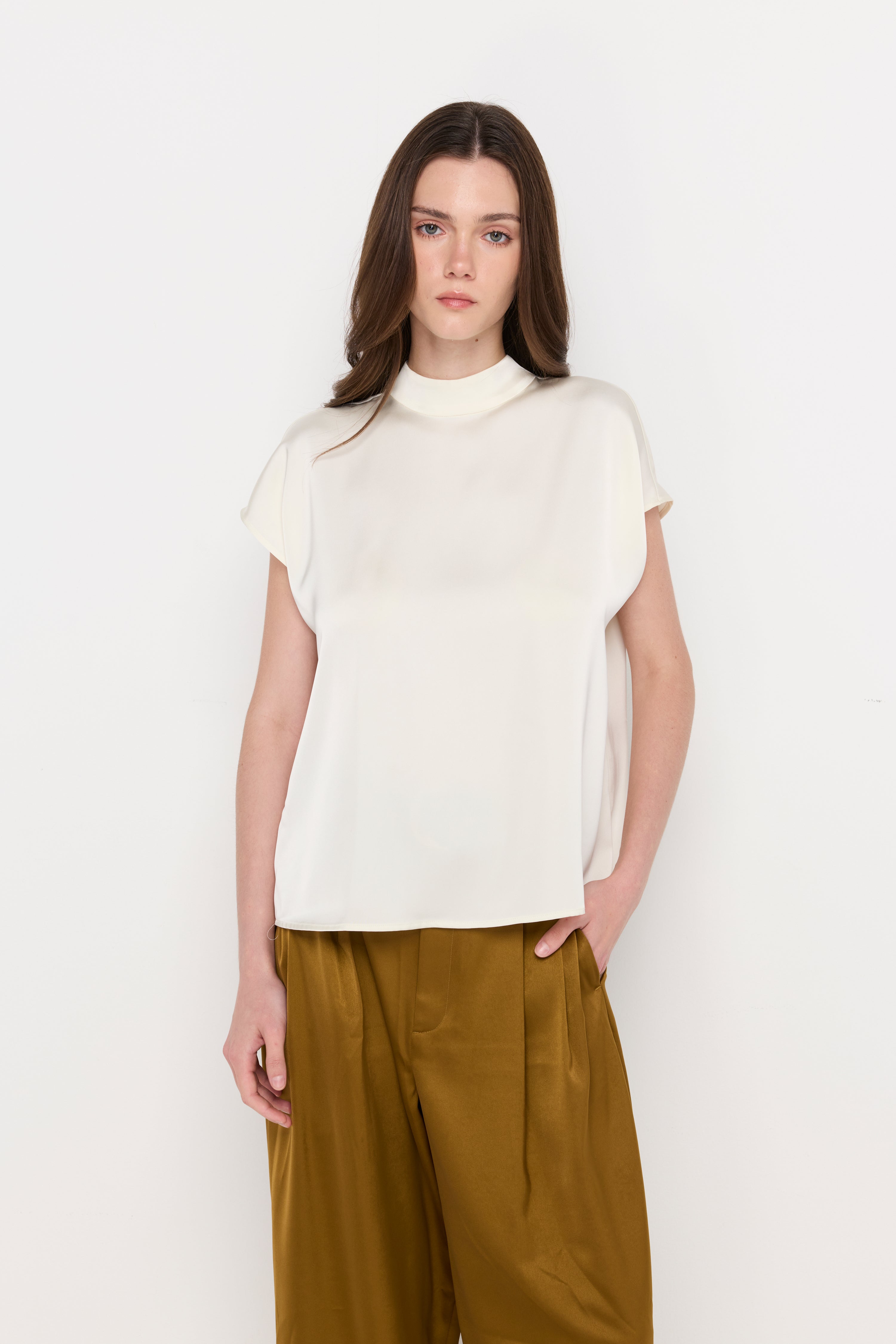MOCK NECK CAP SLEEVE TOP