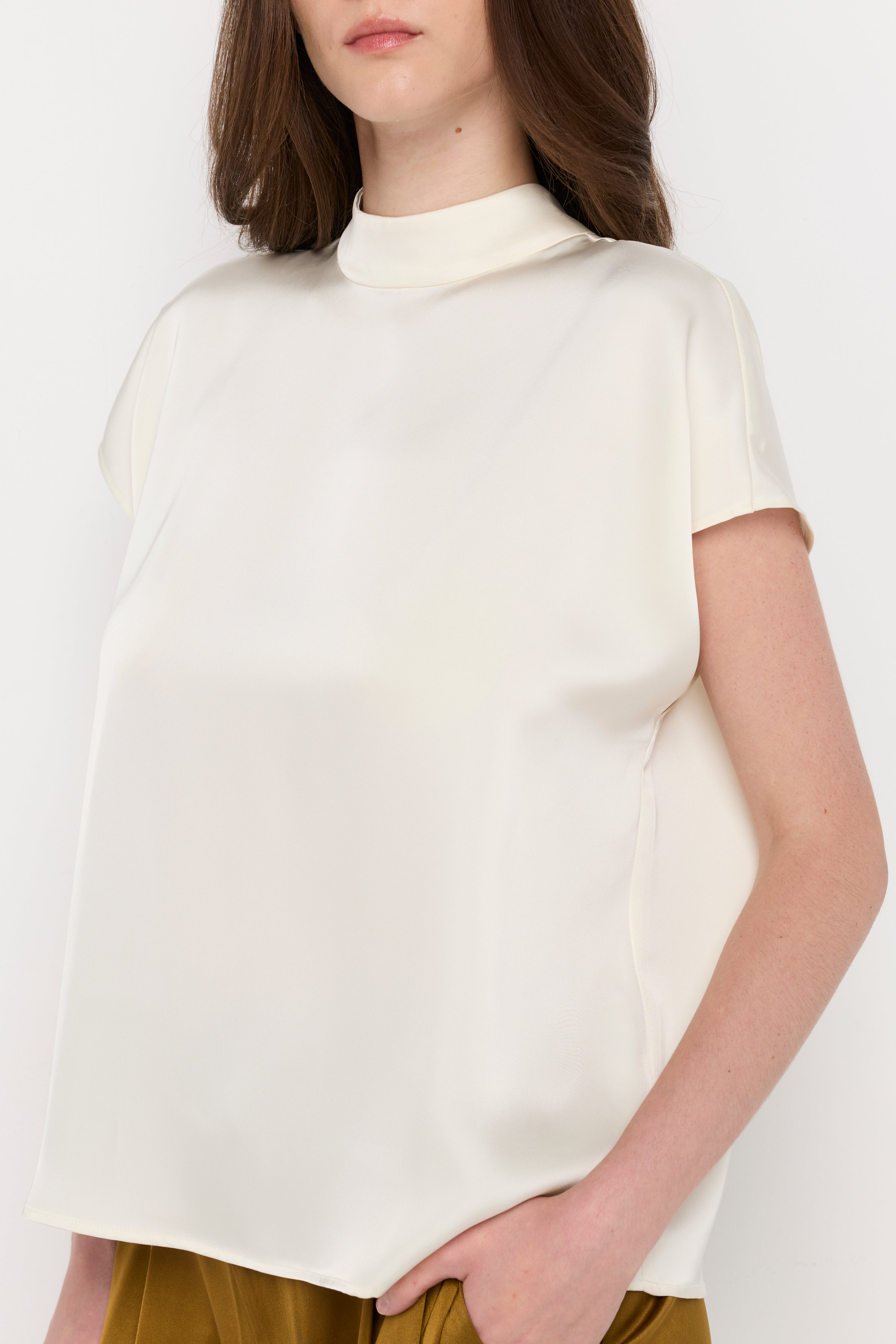 MOCK NECK CAP SLEEVE TOP