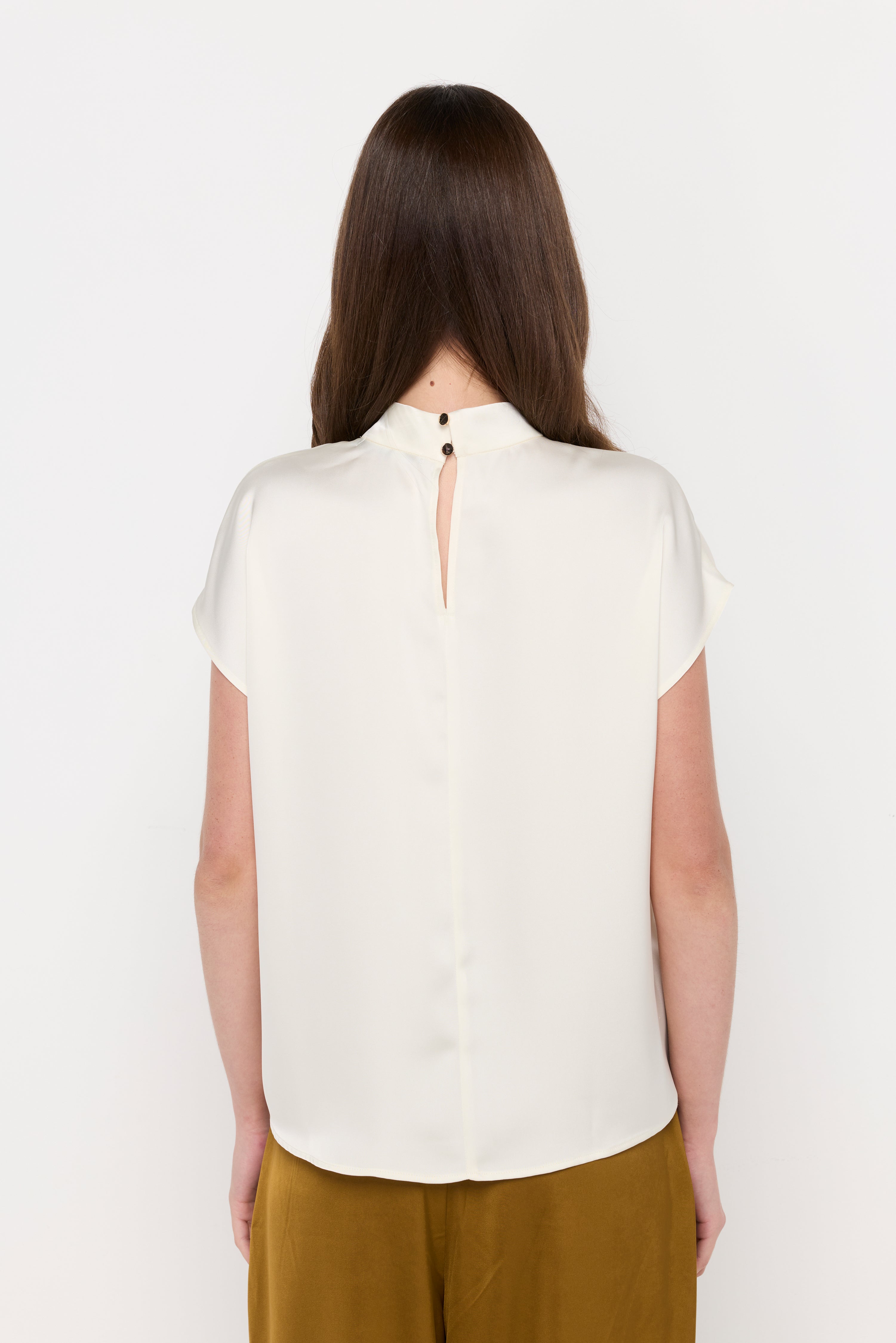 MOCK NECK CAP SLEEVE TOP